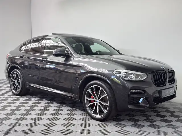BMW X4 M view 5