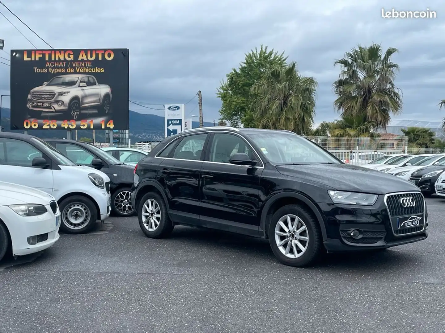 Audi Q3 2.0 TDi 140ch Business Line Quattro Чорний - 2