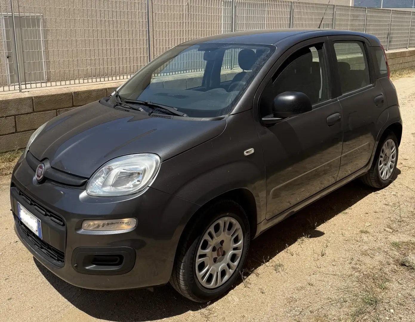 Fiat Panda 1.2 Lounge 69cv 2017 - 1