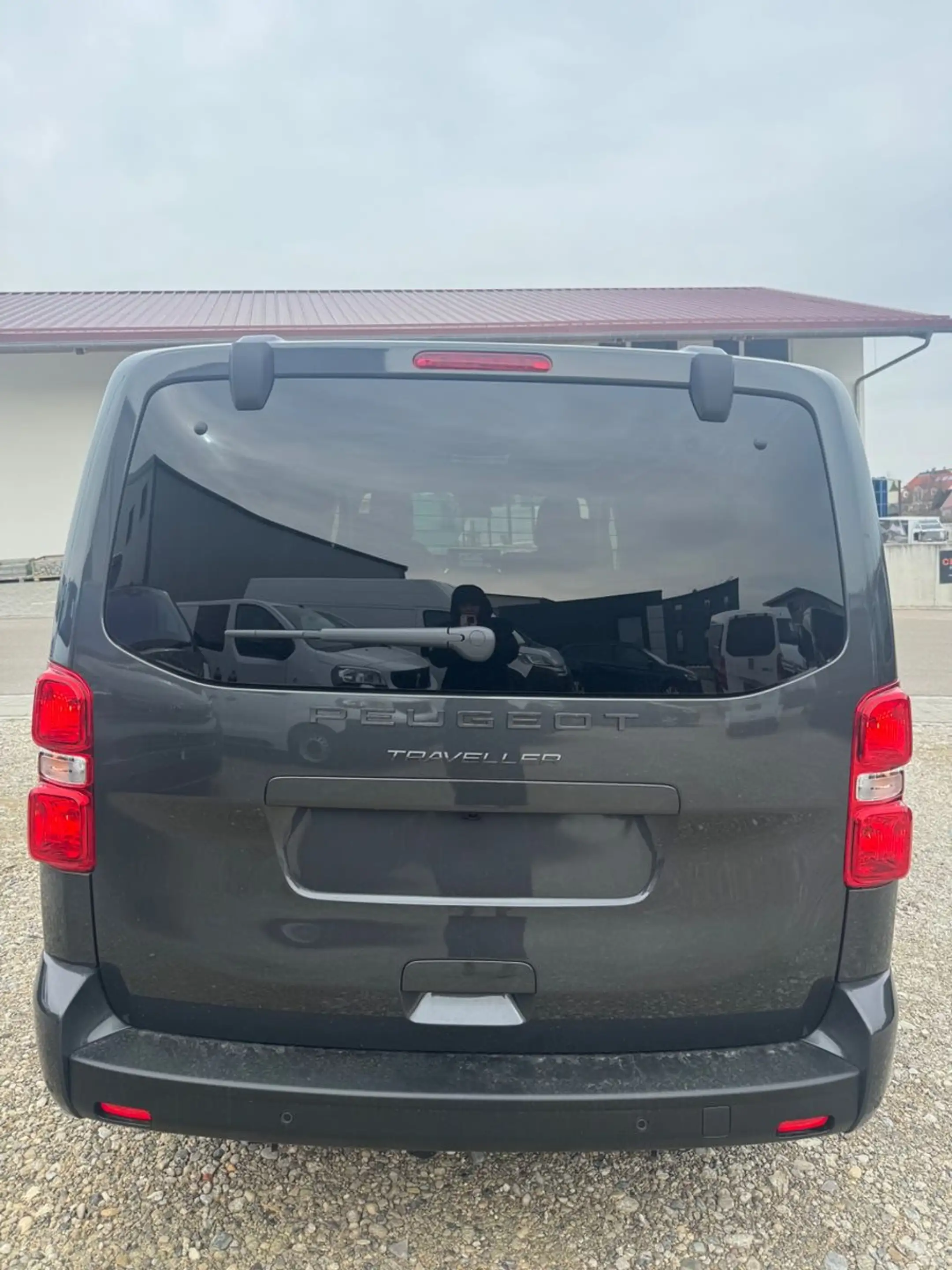 Peugeot Traveller Premium L3, Pano, AHK, Navi — photo 5