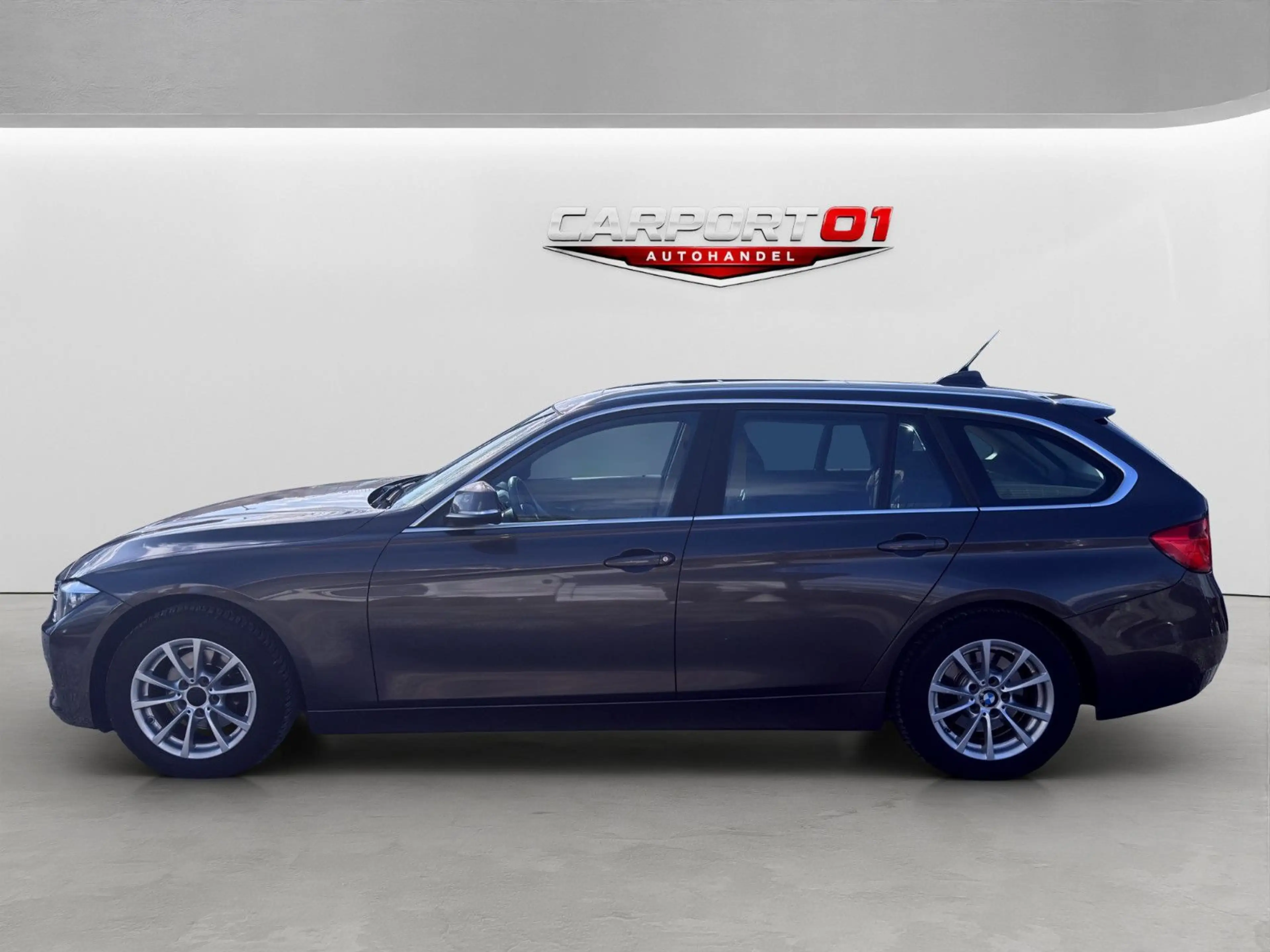 BMW 316 d 3 Touring/1. Hand/Pano/Navi/Scheckheft/ — photo 2
