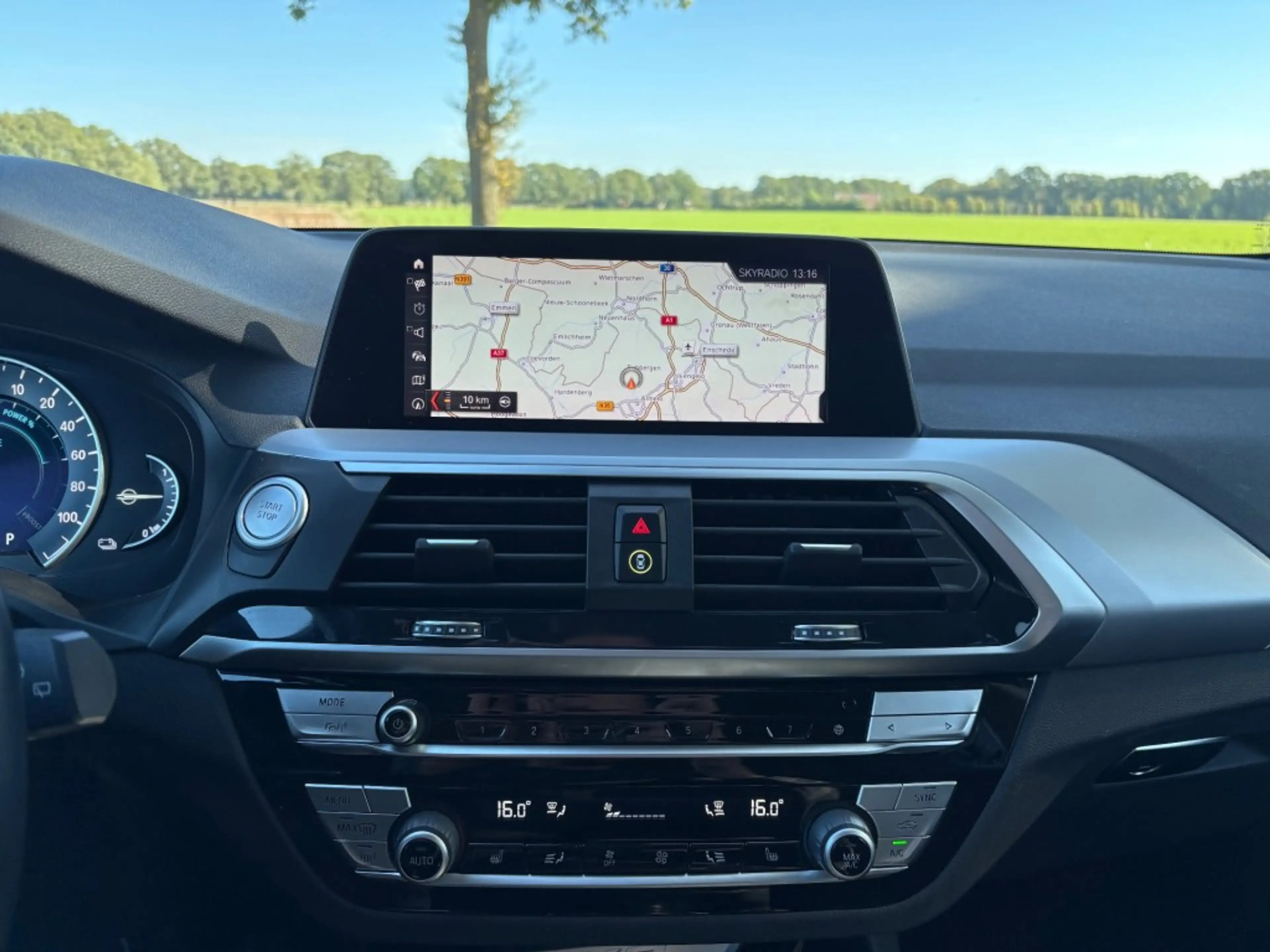 BMW X3 Xdrive30e Business / CAMERA 360 / NETTE STAAT — photo 13