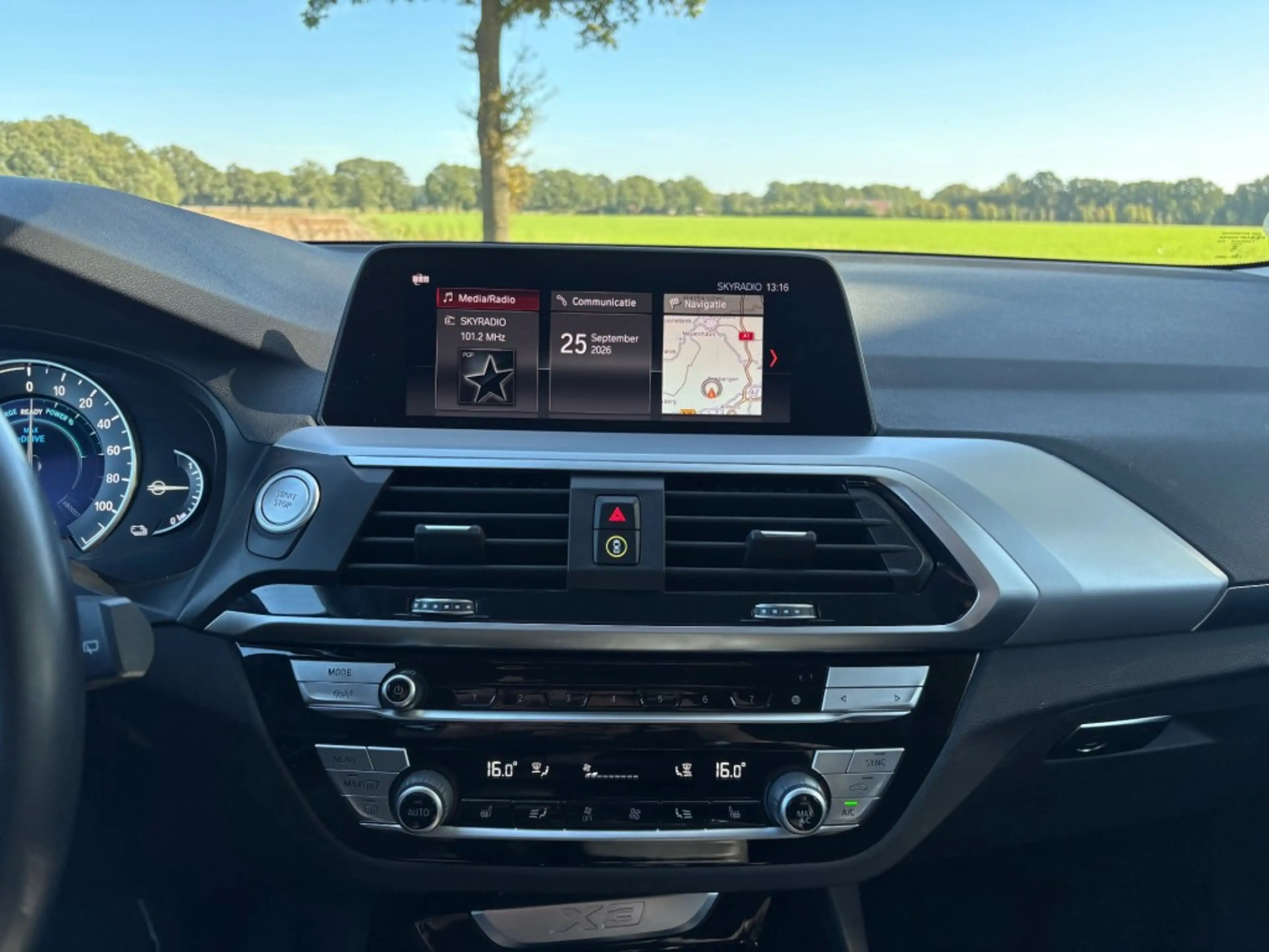 BMW X3 Xdrive30e Business / CAMERA 360 / NETTE STAAT — photo 14