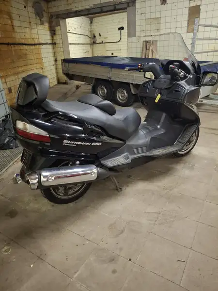 Suzuki Burgman 650 - foto 3