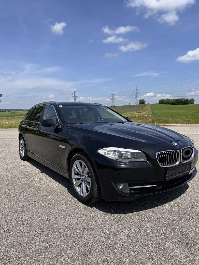 BMW 525 525d xDrive Österreich-Paket Touring Aut. Schwarz - 1
