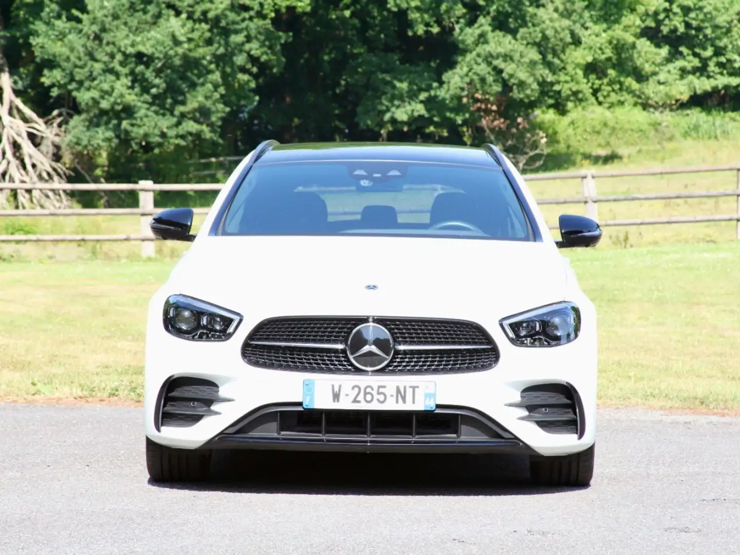 Mercedes-Benz E 300 300 E AMG LINE 9G-TRONIC NIGHT EDITION White - 2