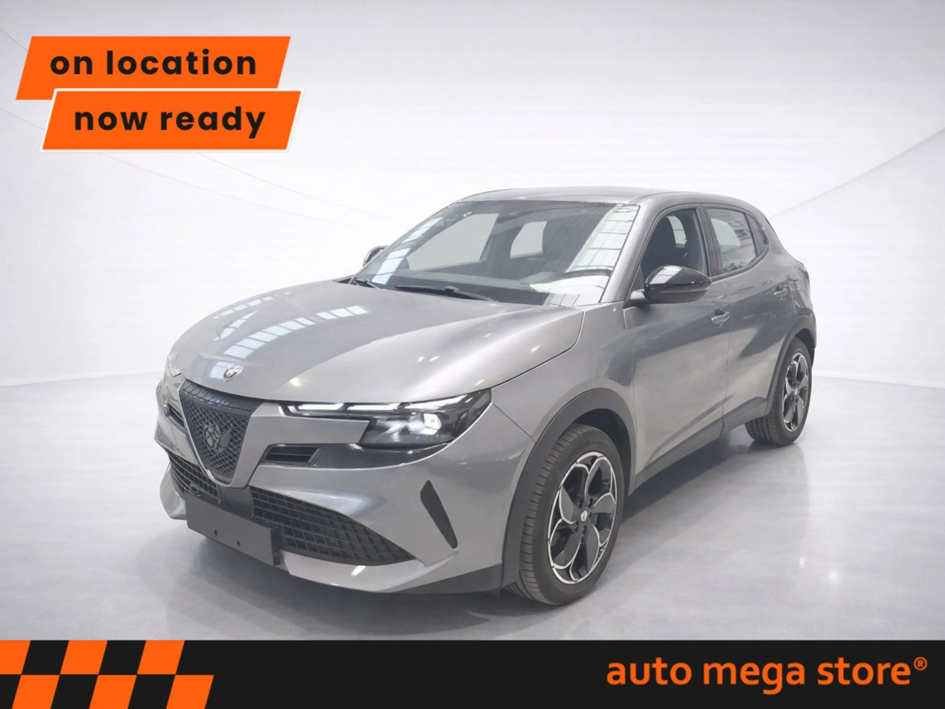 Alfa Romeo Junior Elettrica 54 kWh ACC/LED/PDC/Carplay