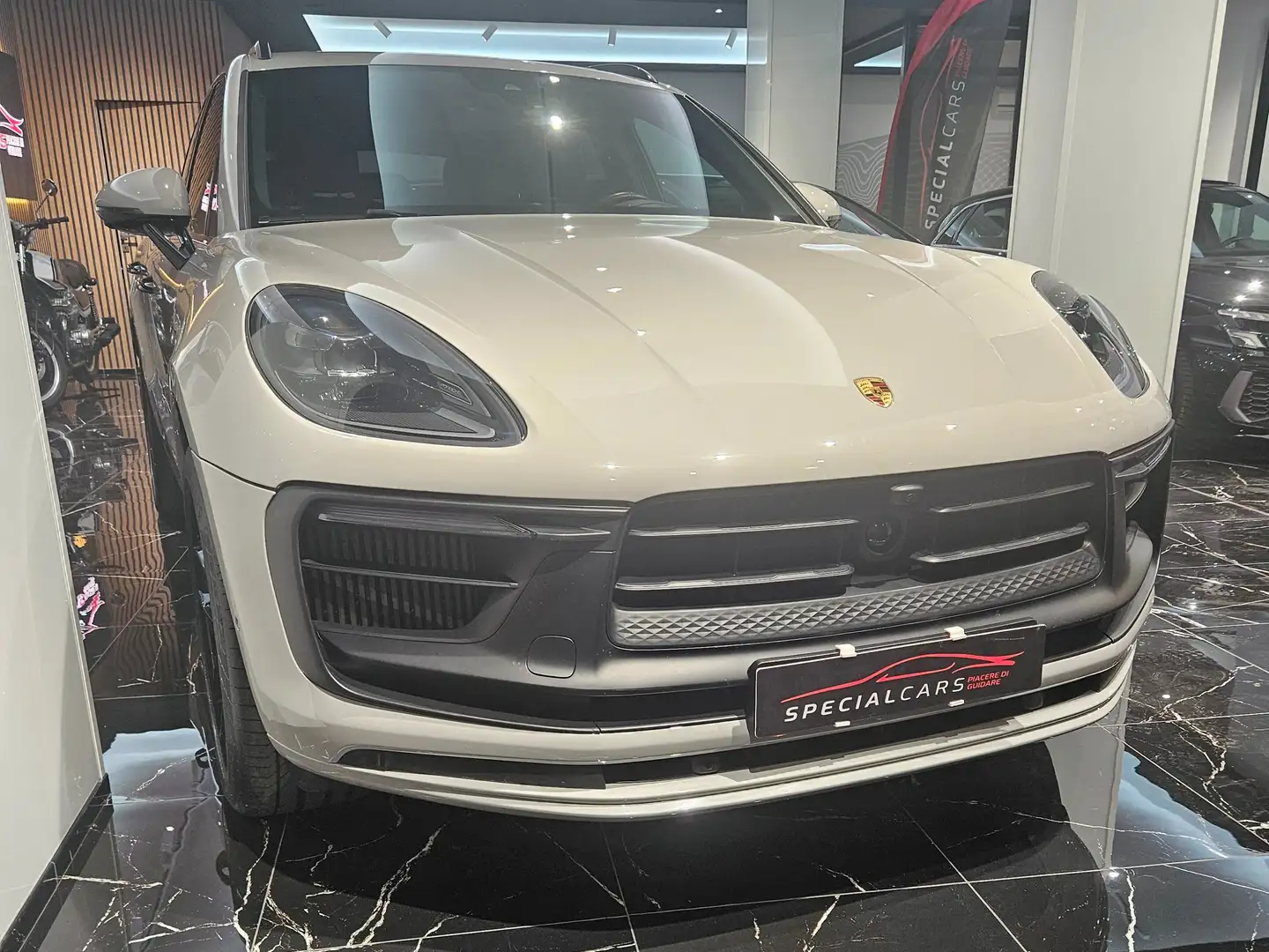 Porsche Cayenne 3.0 GTS Grigio - 2