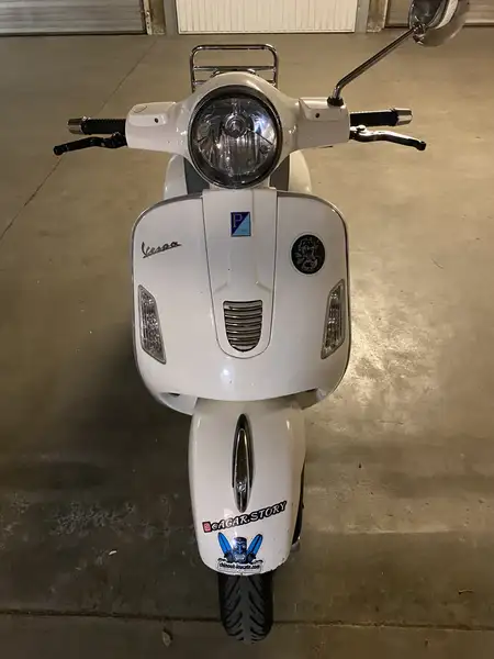 Vespa GTS 300 - foto 6