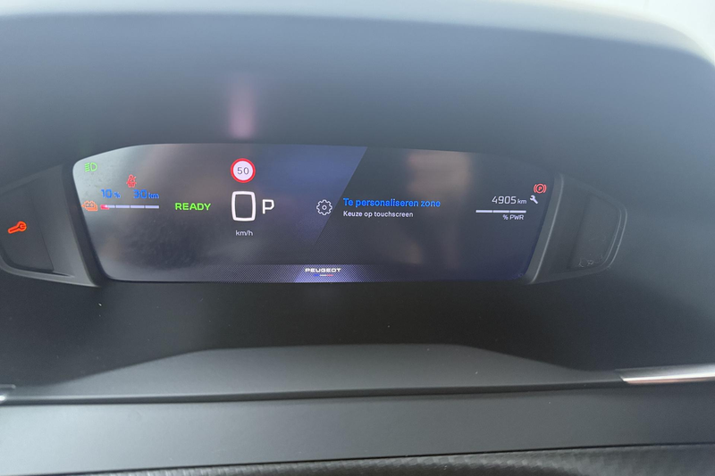Peugeot e-2008 EV Allure 54 kWh | Camera V+A | Climate Control | — photo 6