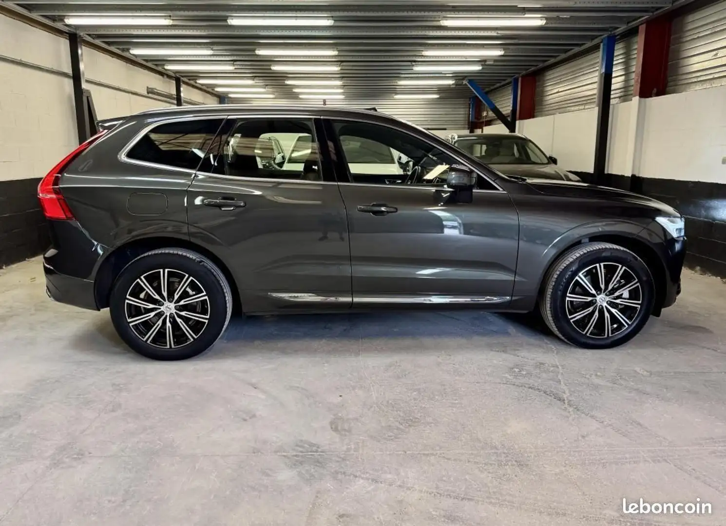 Volvo XC60 T6 Hybrid Rechargeable 253 ch + 87 340ch Geartroni Grijs - 2