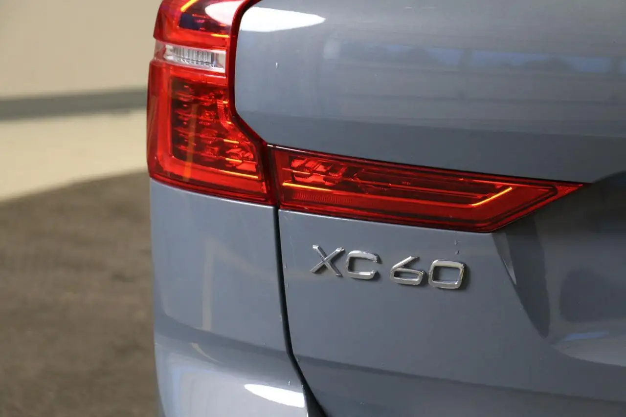 Volvo XC60 снимка Volvo XC60