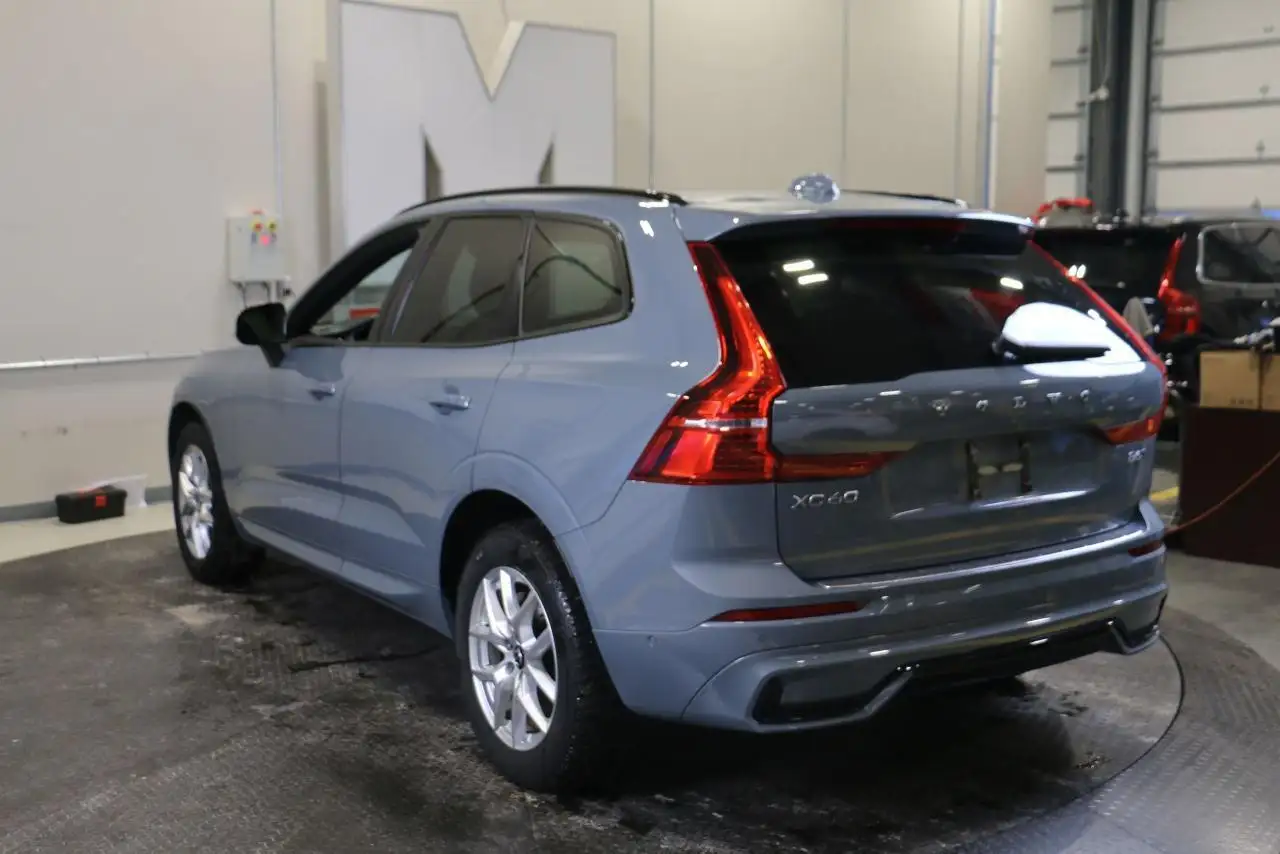 Volvo XC60 снимка Volvo XC60