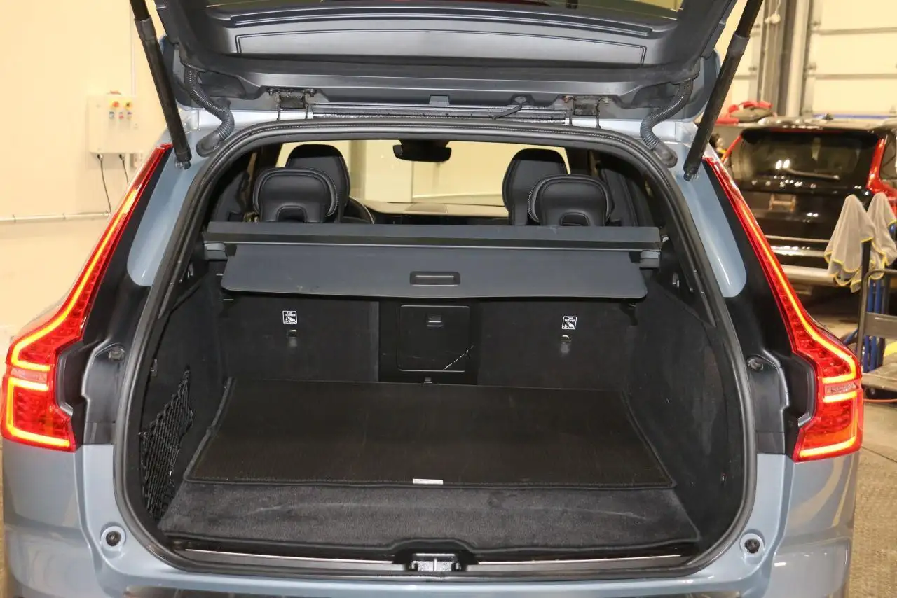 Volvo XC60 снимка Volvo XC60