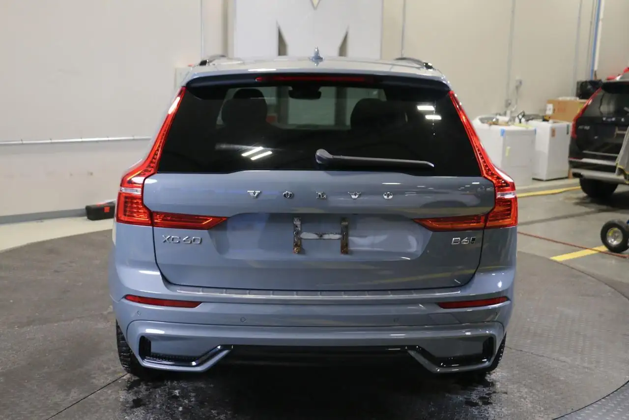Volvo XC60 снимка Volvo XC60