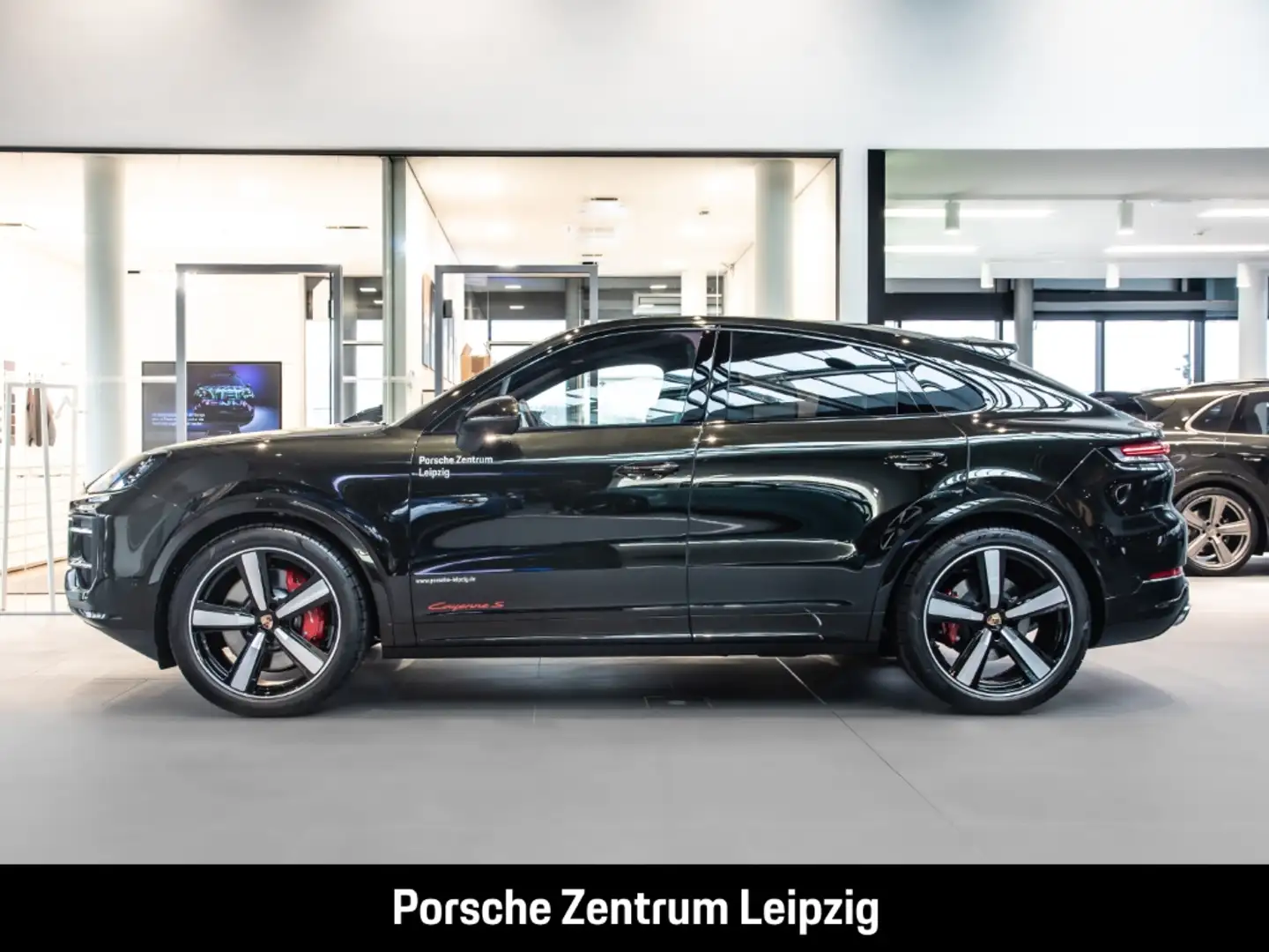 Porsche Cayenne S Coupe FnW dunkelolive! InnoDrive HeadUp Standhei Grün - 2