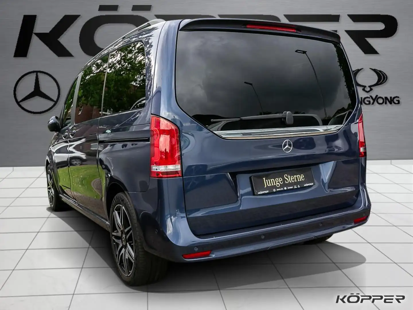 Mercedes-Benz V 300 d AMG EDITION K AHK Distronic LED Kamera Azul - 2