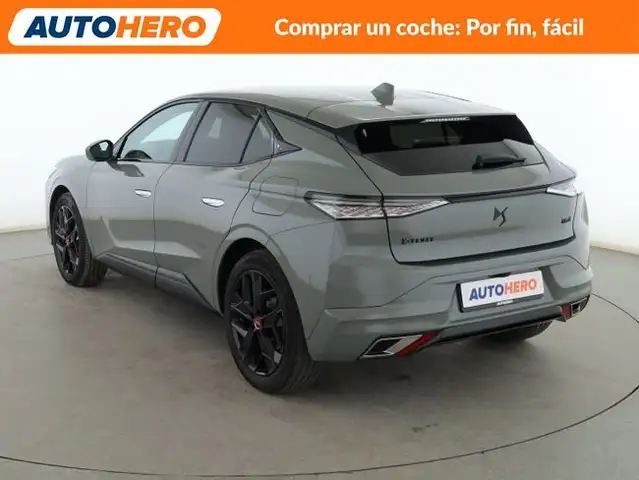 DS Automobiles DS 4 view 4
