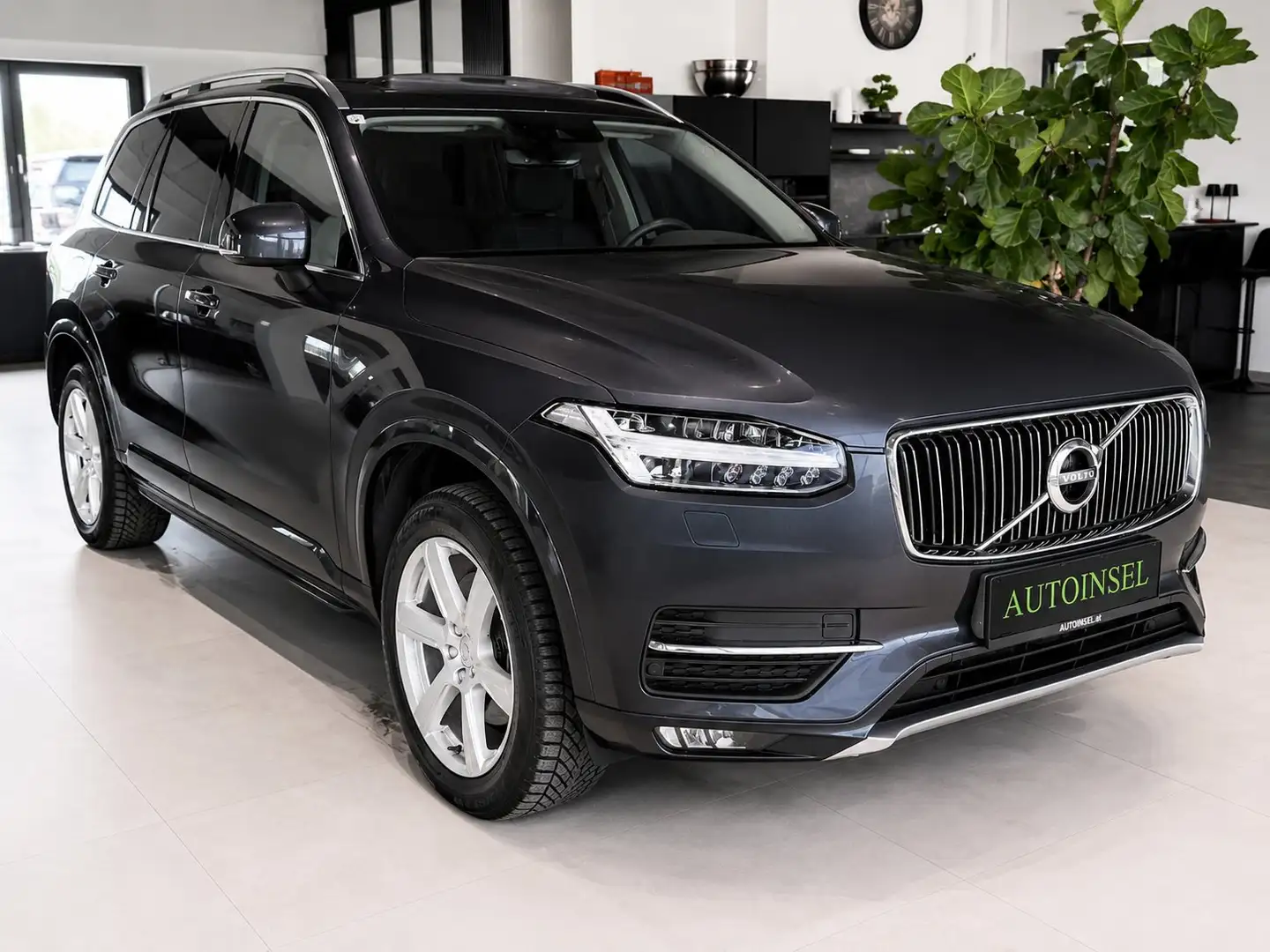 Volvo XC90 Momentum AWD Panorama-Kamera-1.Besitz Grau - 2