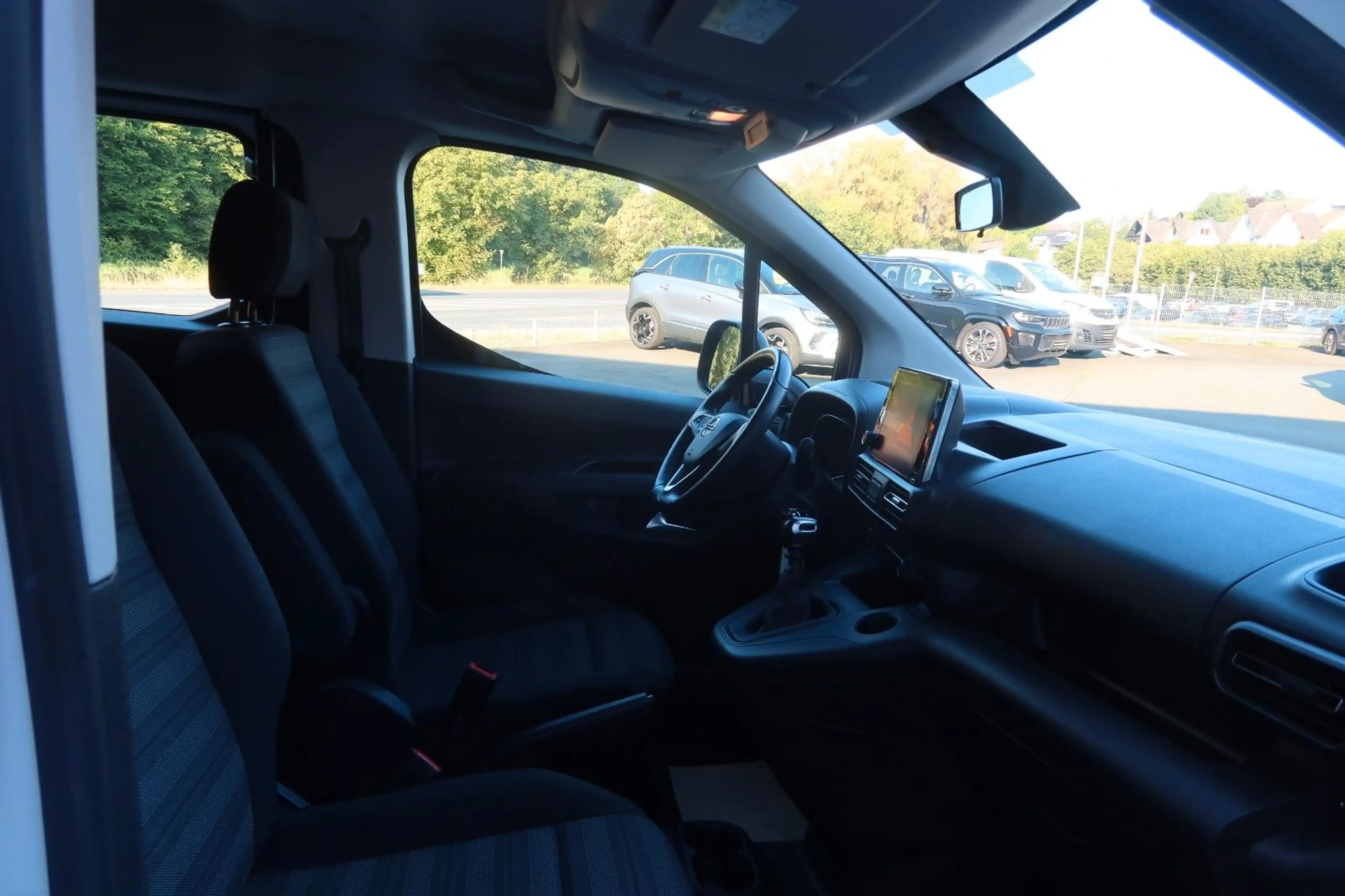Opel Combo Life E Edition — photo 5