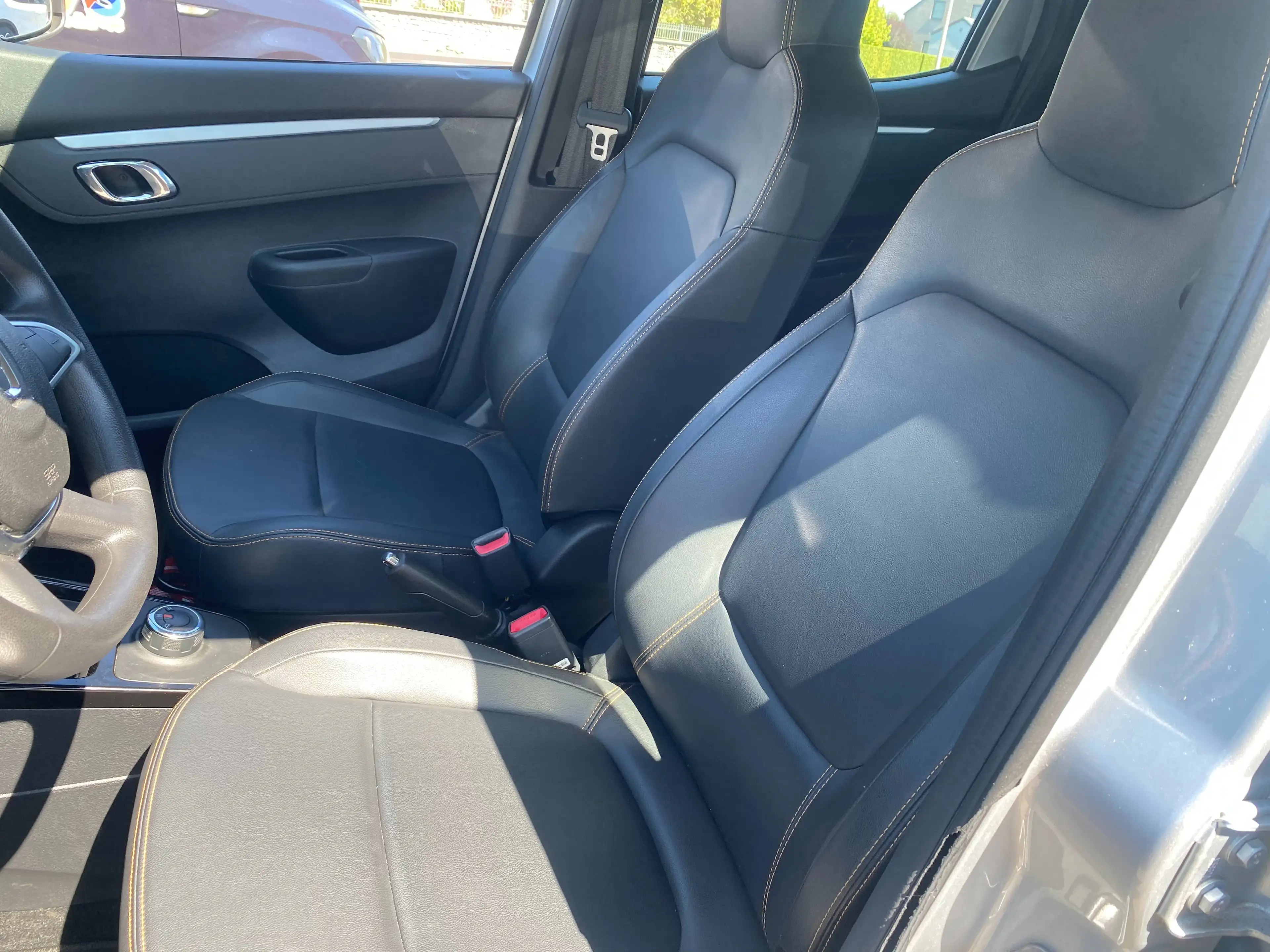 Dacia Spring Spring 26.8 kWh Business — photo 10