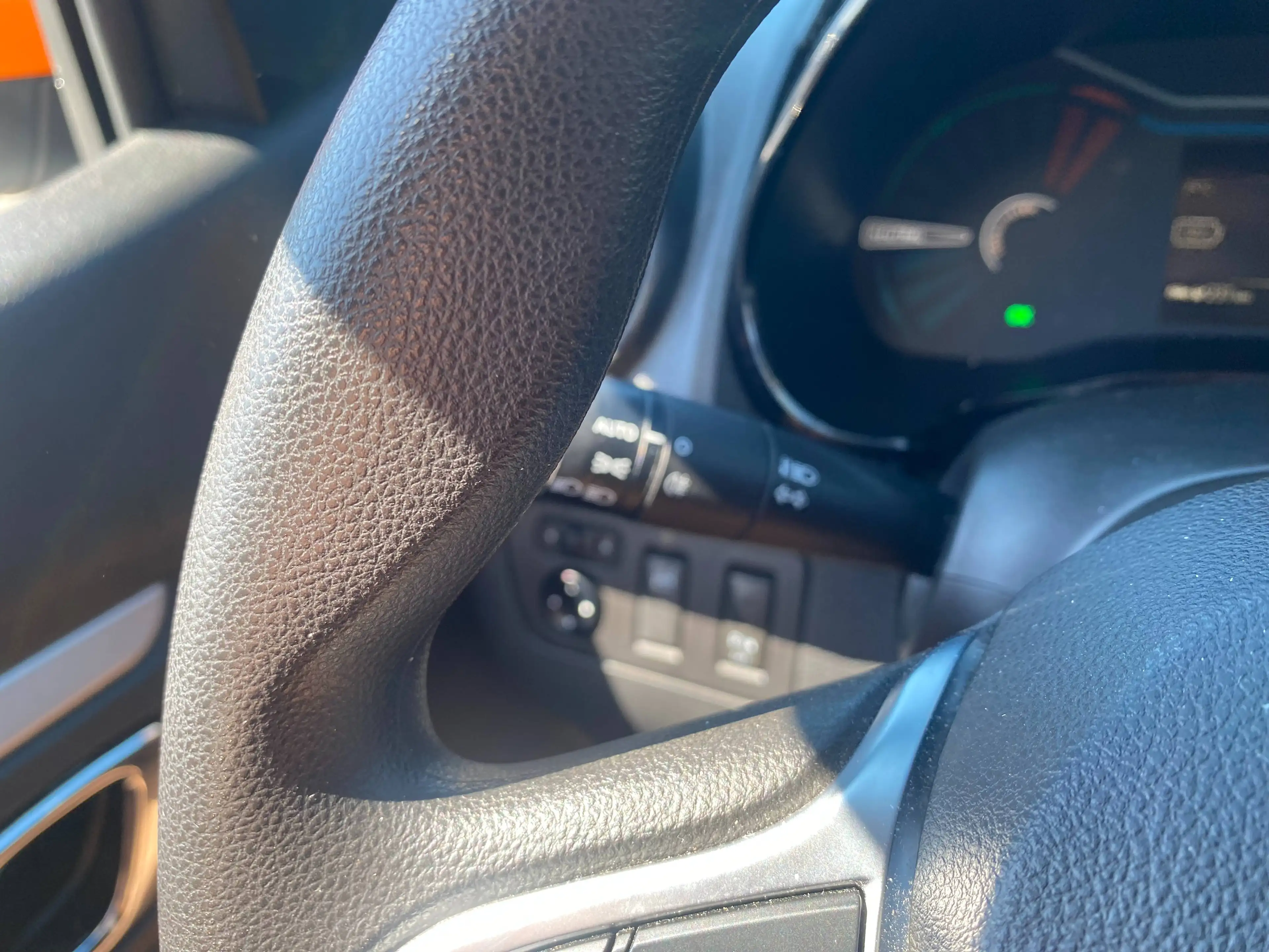 Dacia Spring Spring 26.8 kWh Business — photo 11