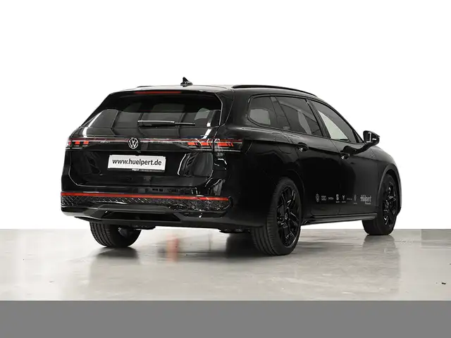Volkswagen Passat view 2