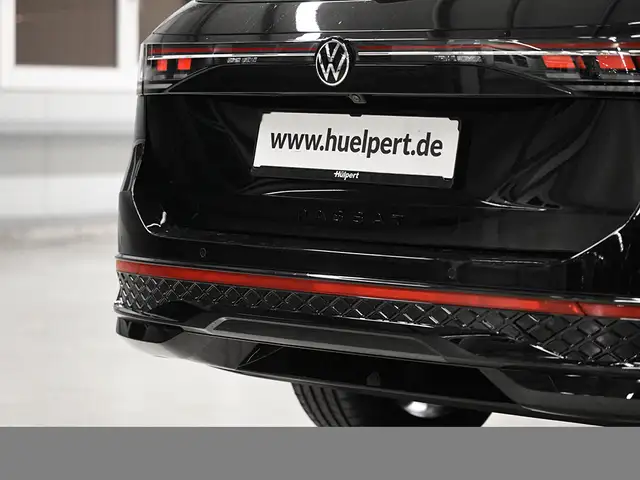 Volkswagen Passat view 7