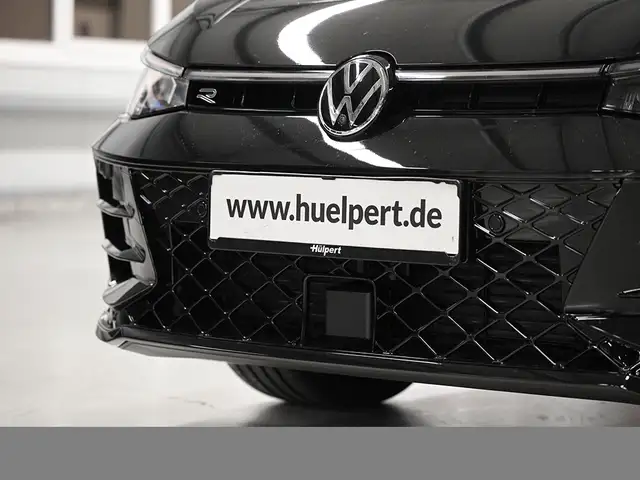 Volkswagen Passat view 6