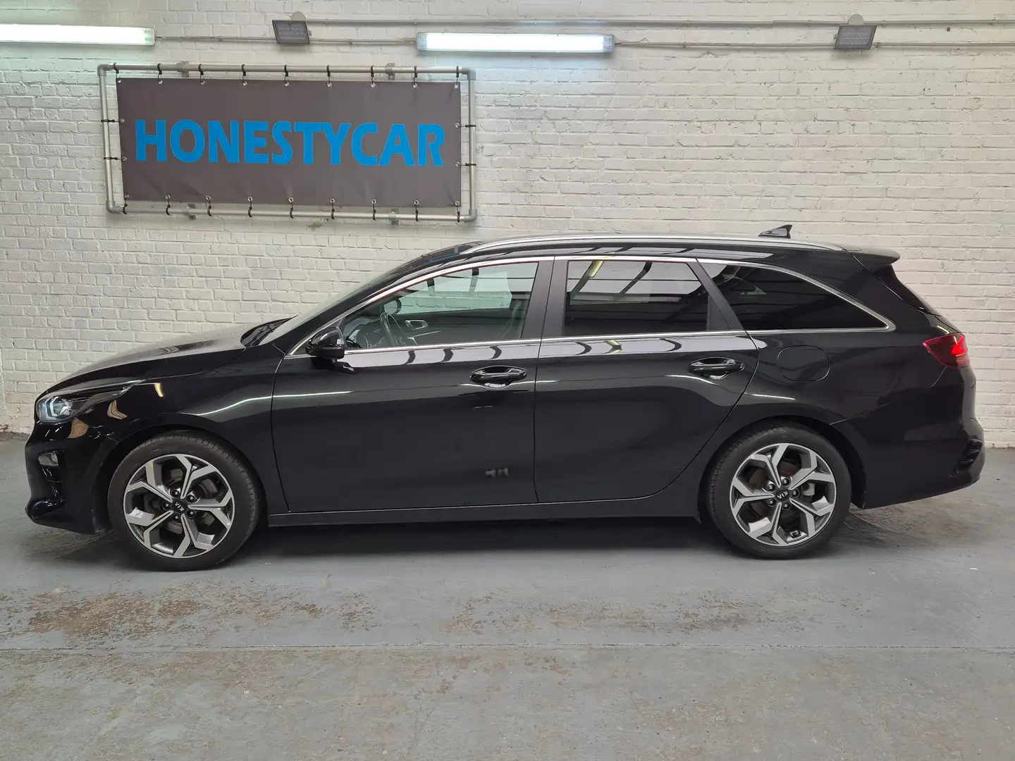 Kia Ceed SW / cee'd SW Ceed SW 1.0 T-GDi -1 prop.- Full options -Garantie Noir - 2