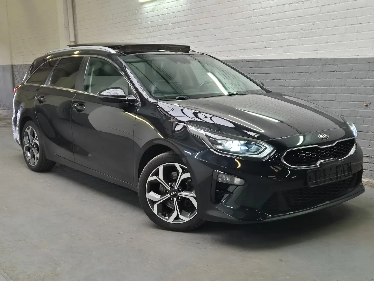Kia Ceed SW / cee'd SW Ceed SW 1.0 T-GDi -1 prop.- Full options -Garantie Noir - 1
