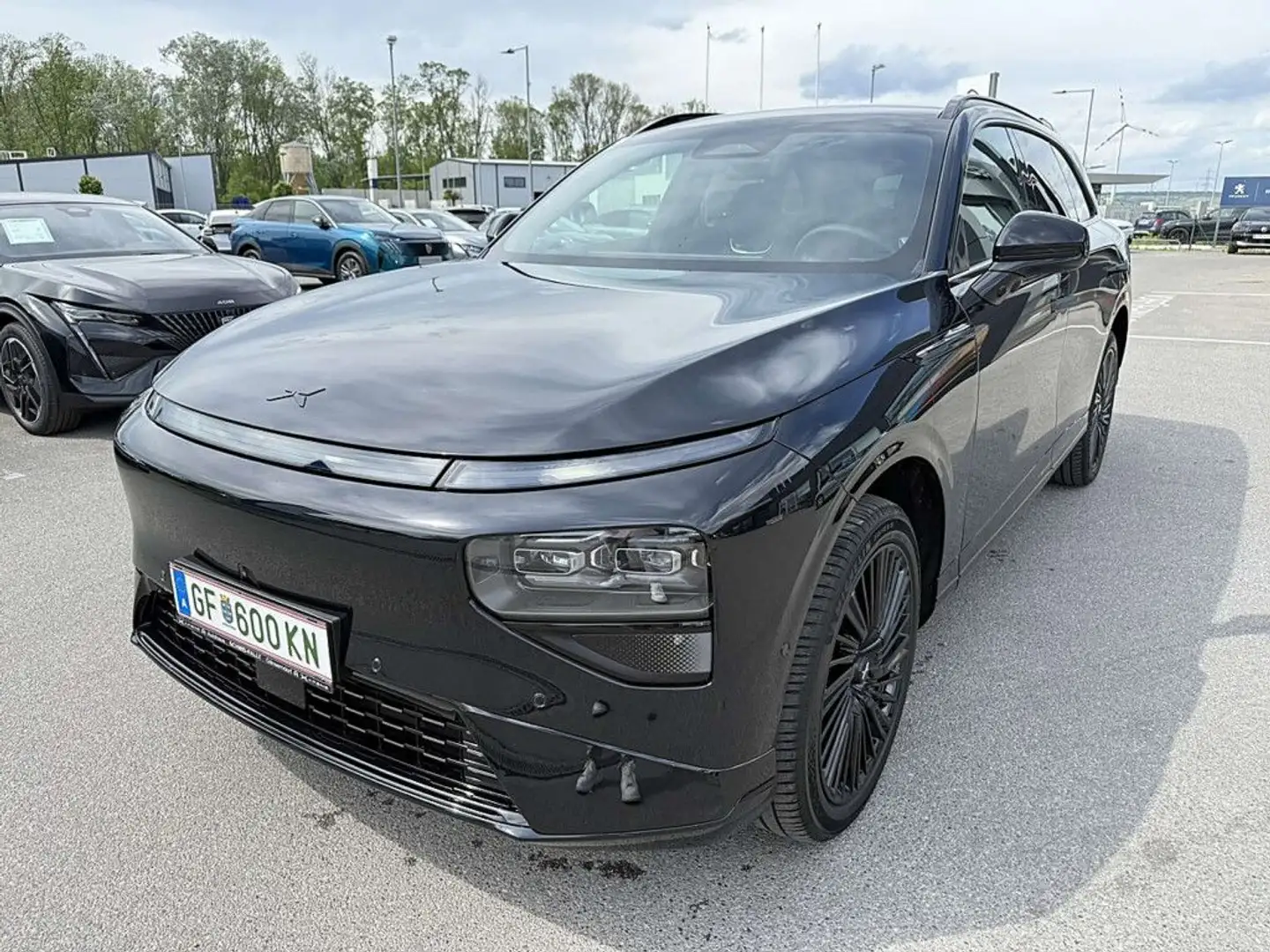 Xpeng G9 G9 XPENG G9 AWD Performance Schwarz - 1
