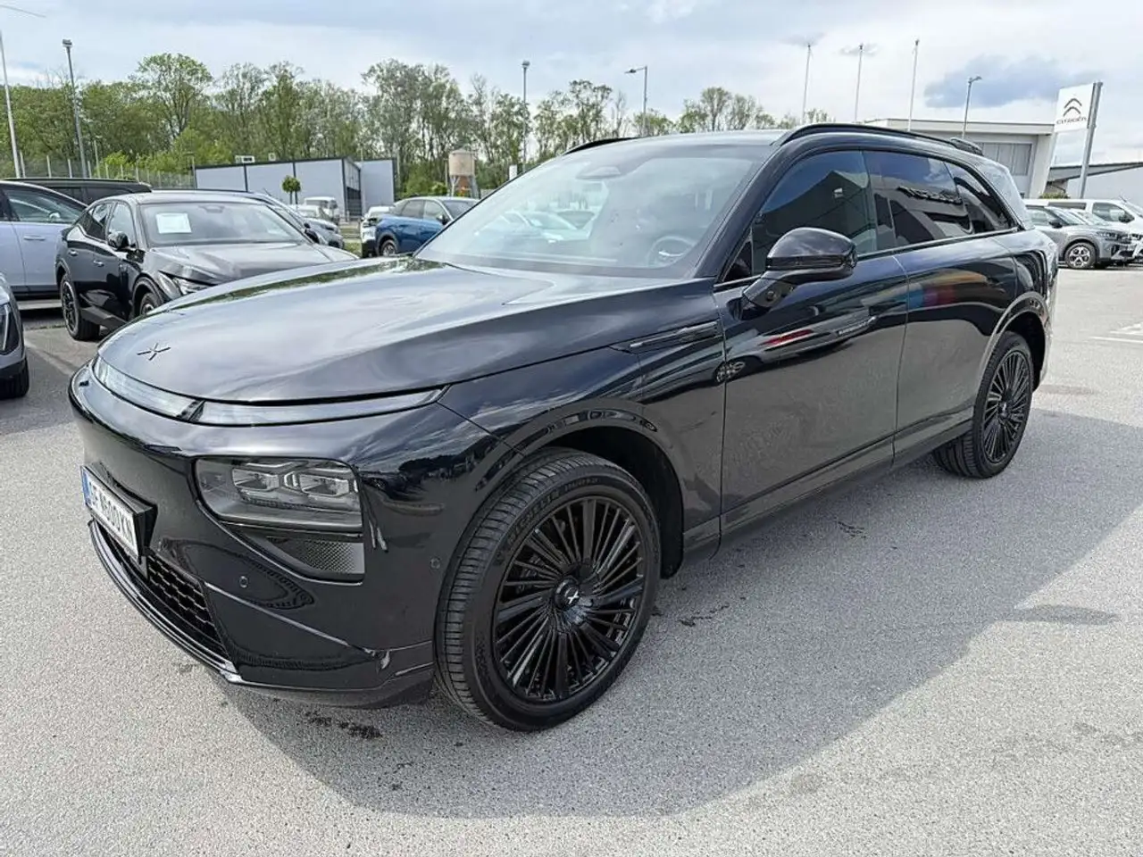 XPENG G9