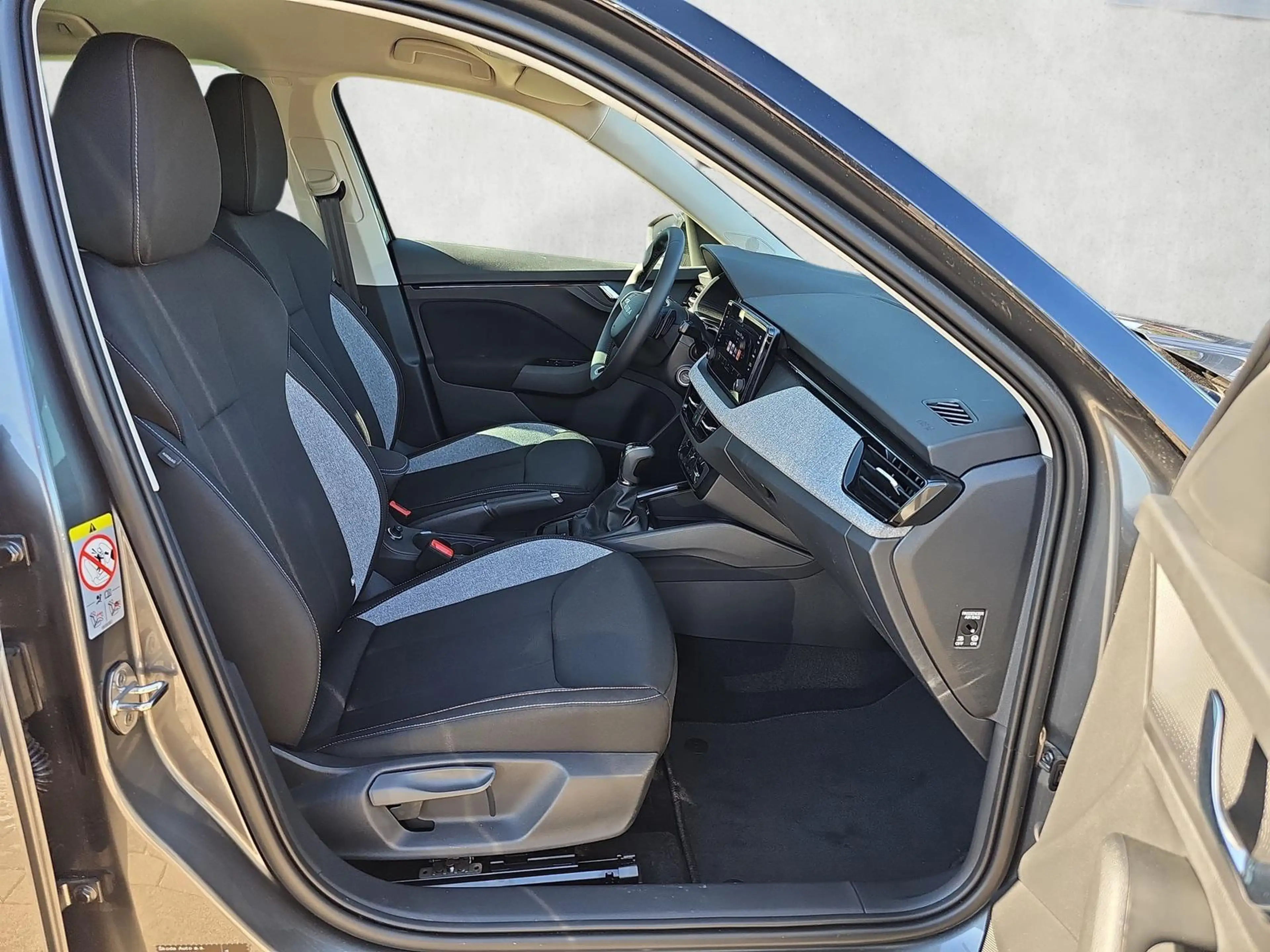 Skoda Kamiq Selection 1.0 TSI DSG Black 17Z Kamera AHK 85 k... — photo 10