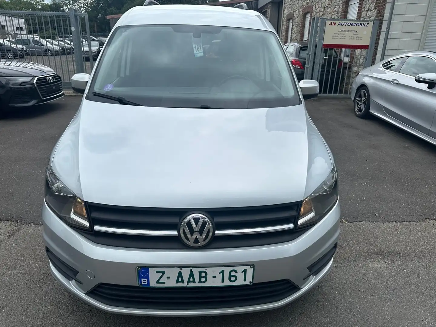 Volkswagen Caddy Trendline Gris - 2
