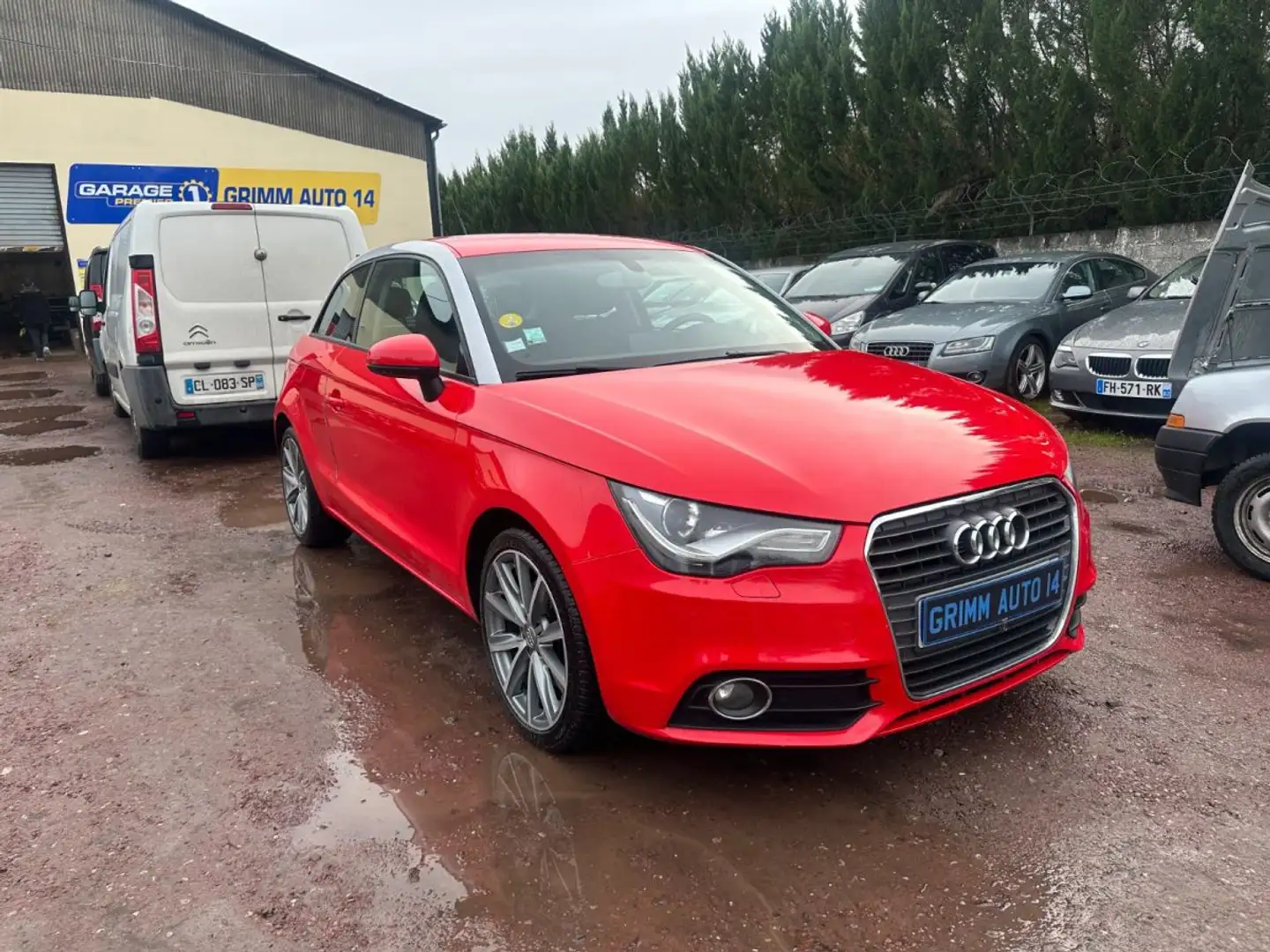 Audi A1 1.6 TDI 105ch Ambition Rouge - 1