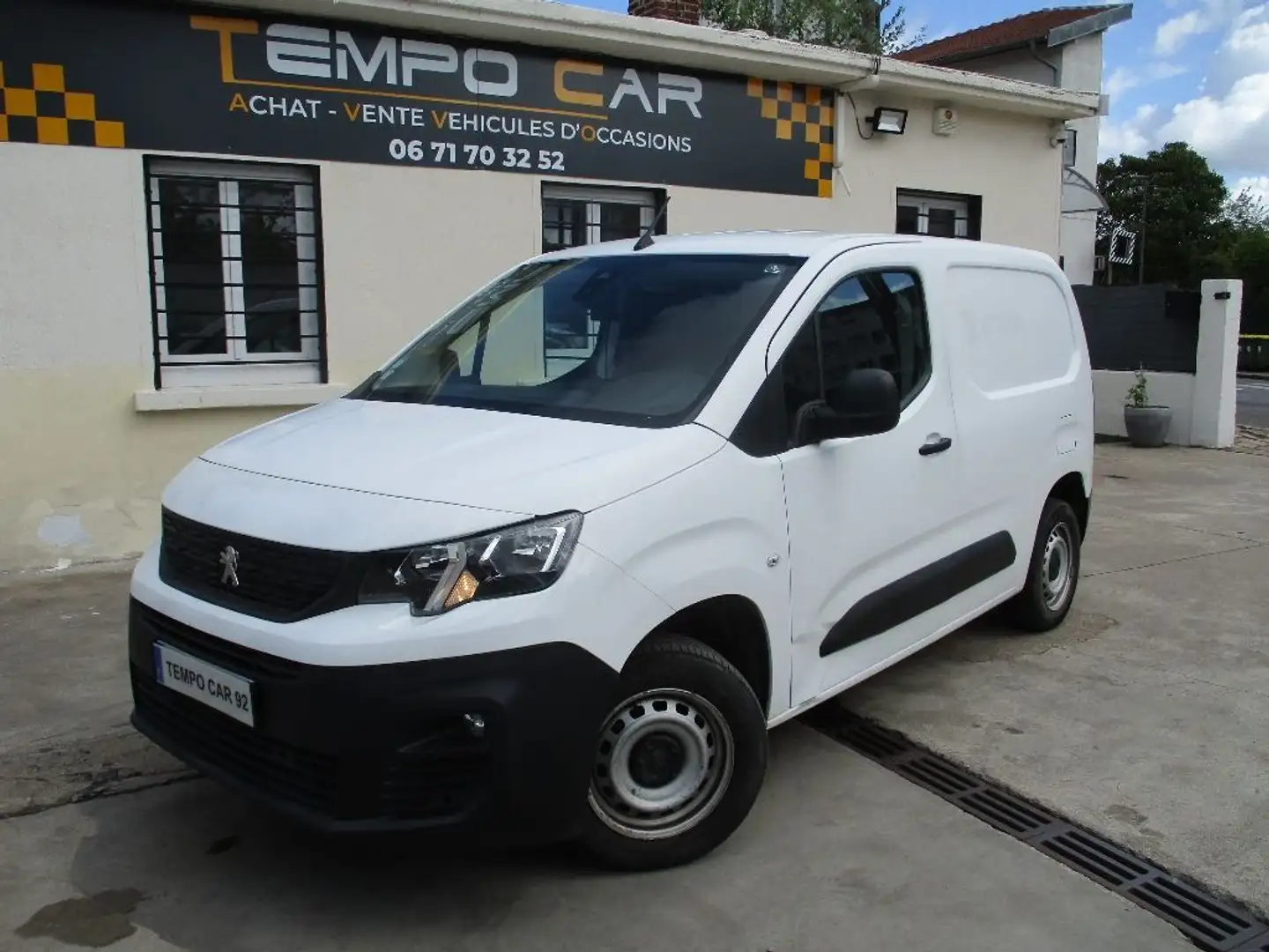 Peugeot Partner FOURGON STANDARD 650 KG BLUEHDI 100 SetS BVM5 PREMIUM Weiß - 1