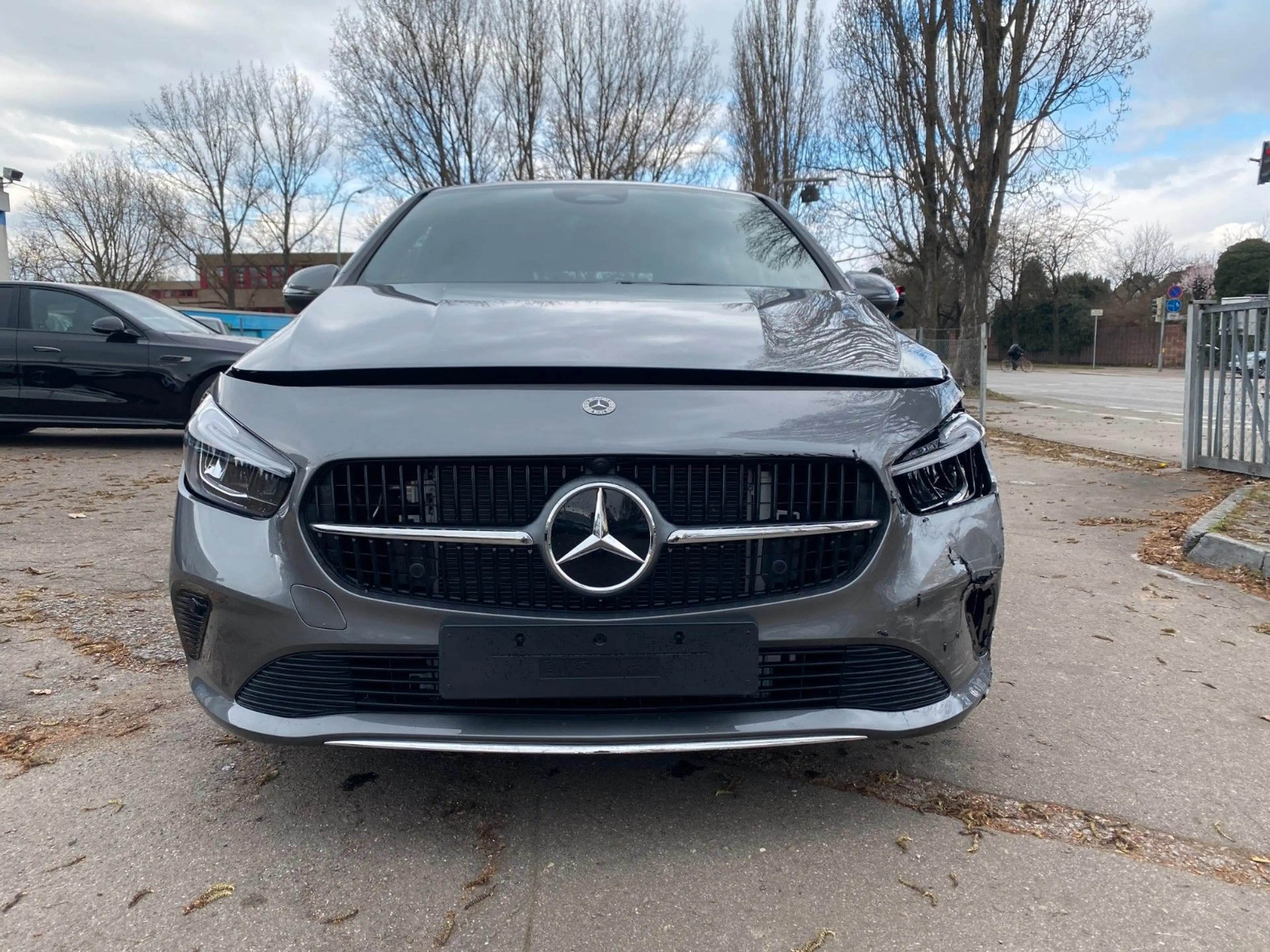 Mercedes-Benz B 220 d  Progressive Advance/AHK/LED/Kamera/Spur — photo 2