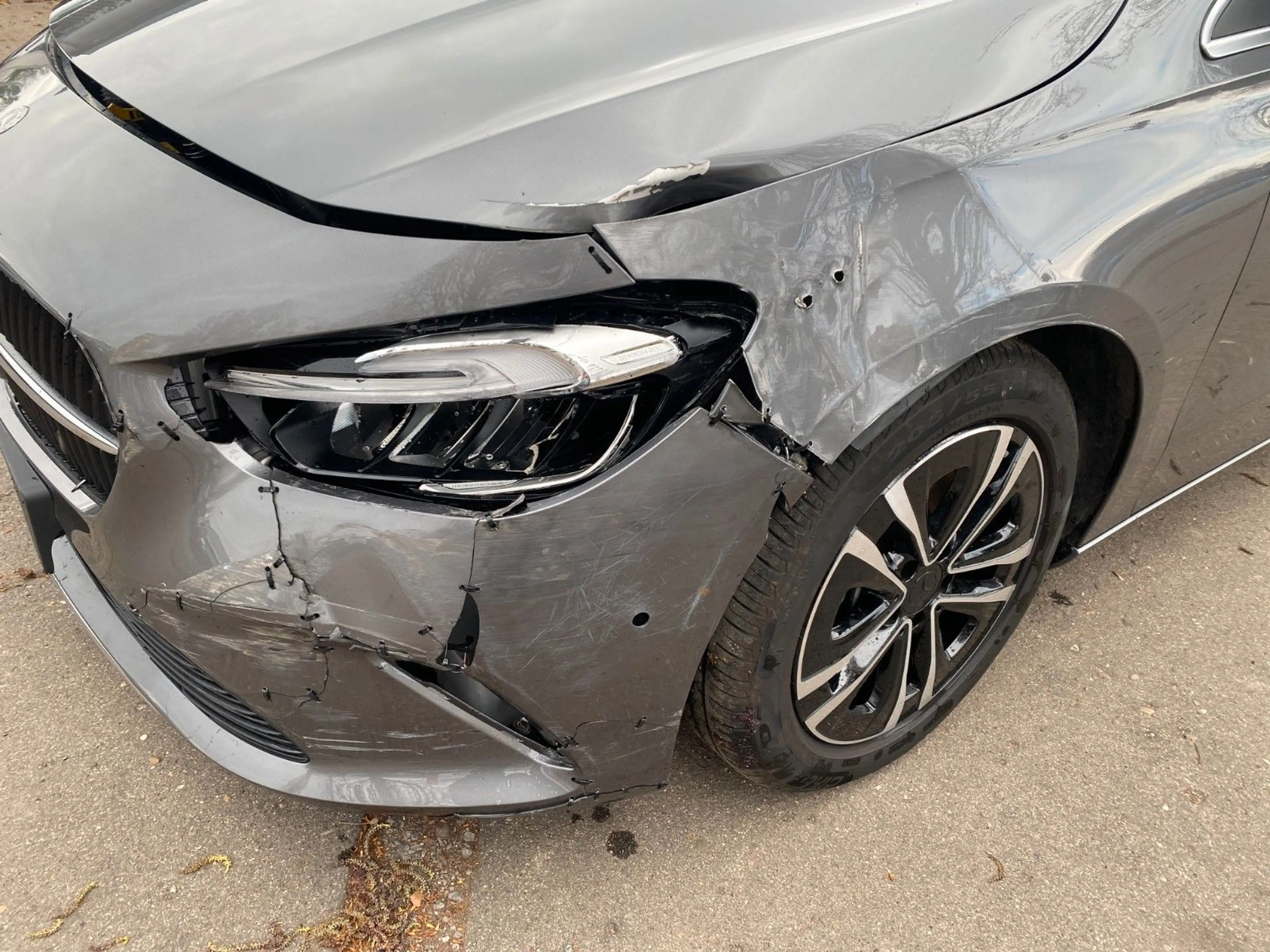 Mercedes-Benz B 220 d  Progressive Advance/AHK/LED/Kamera/Spur — photo 10