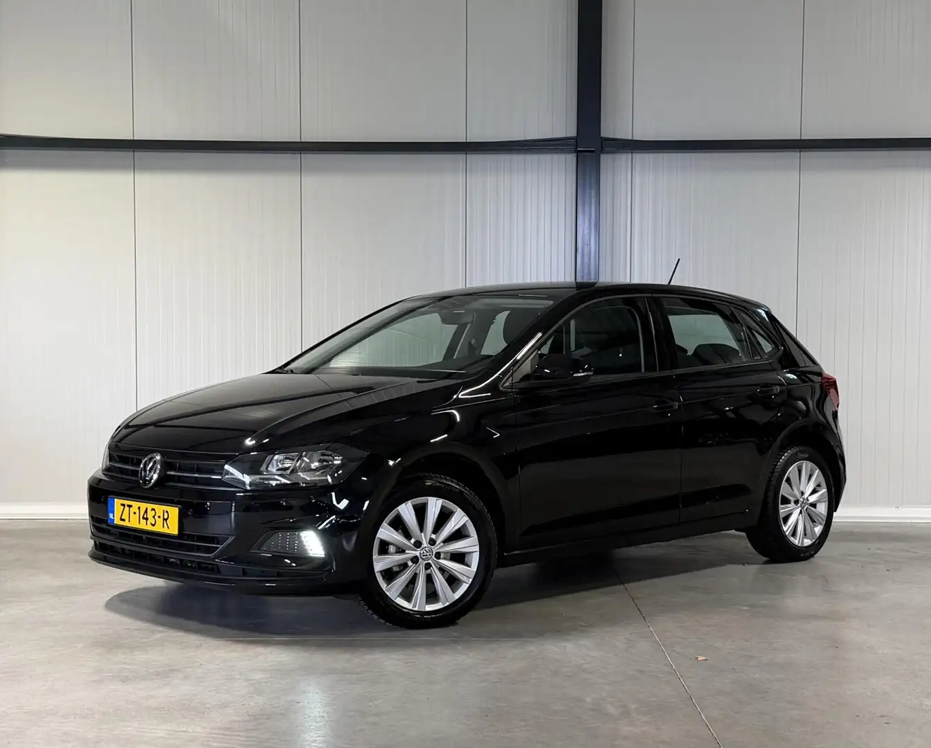 Volkswagen Polo 1.0 TSI DSG Climate Carplay Stoelverwarming Schwarz - 1