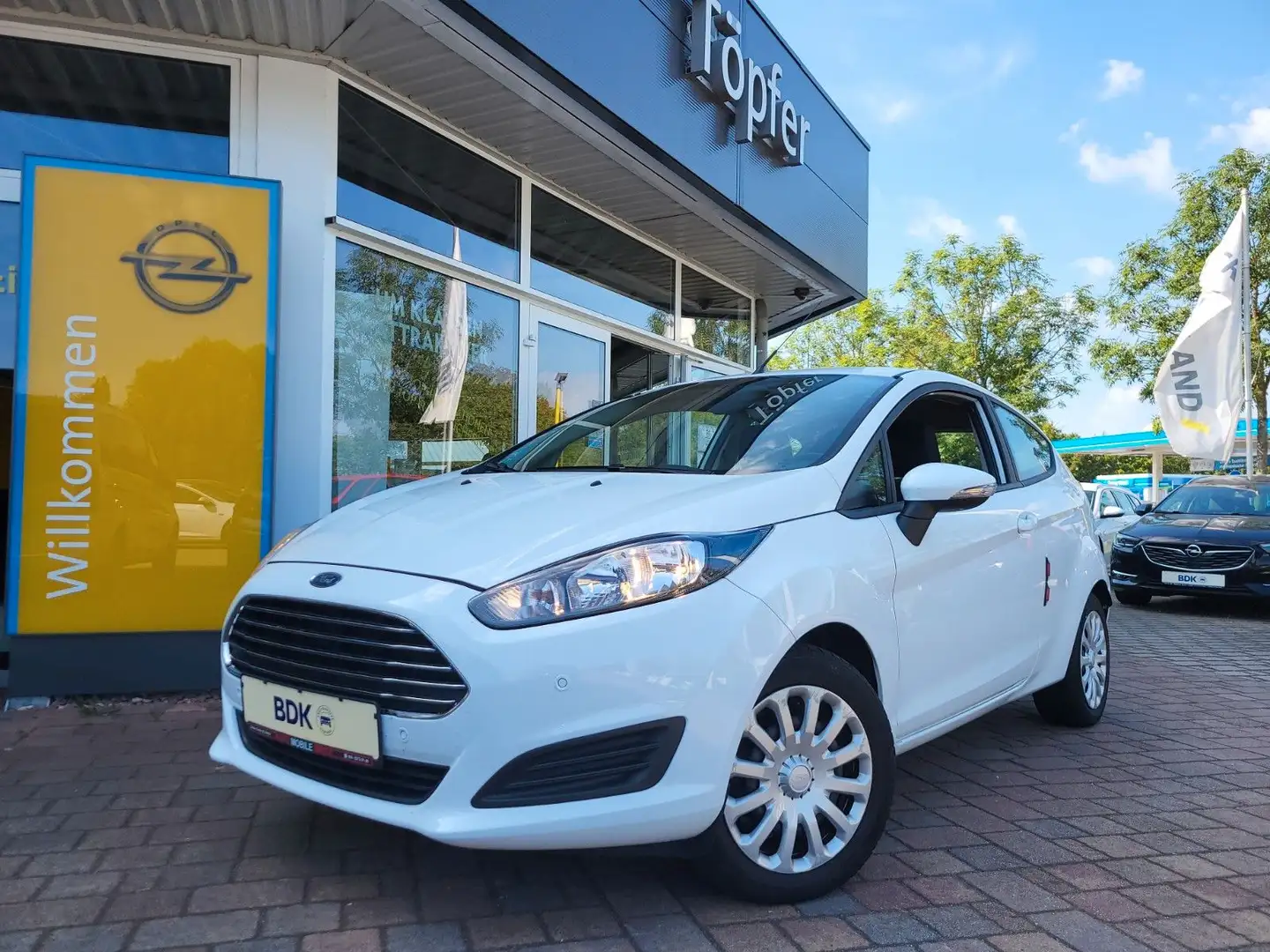 Ford Fiesta Trend EcoBoost **AU/HU NEU**Garantie** Weiß - 1