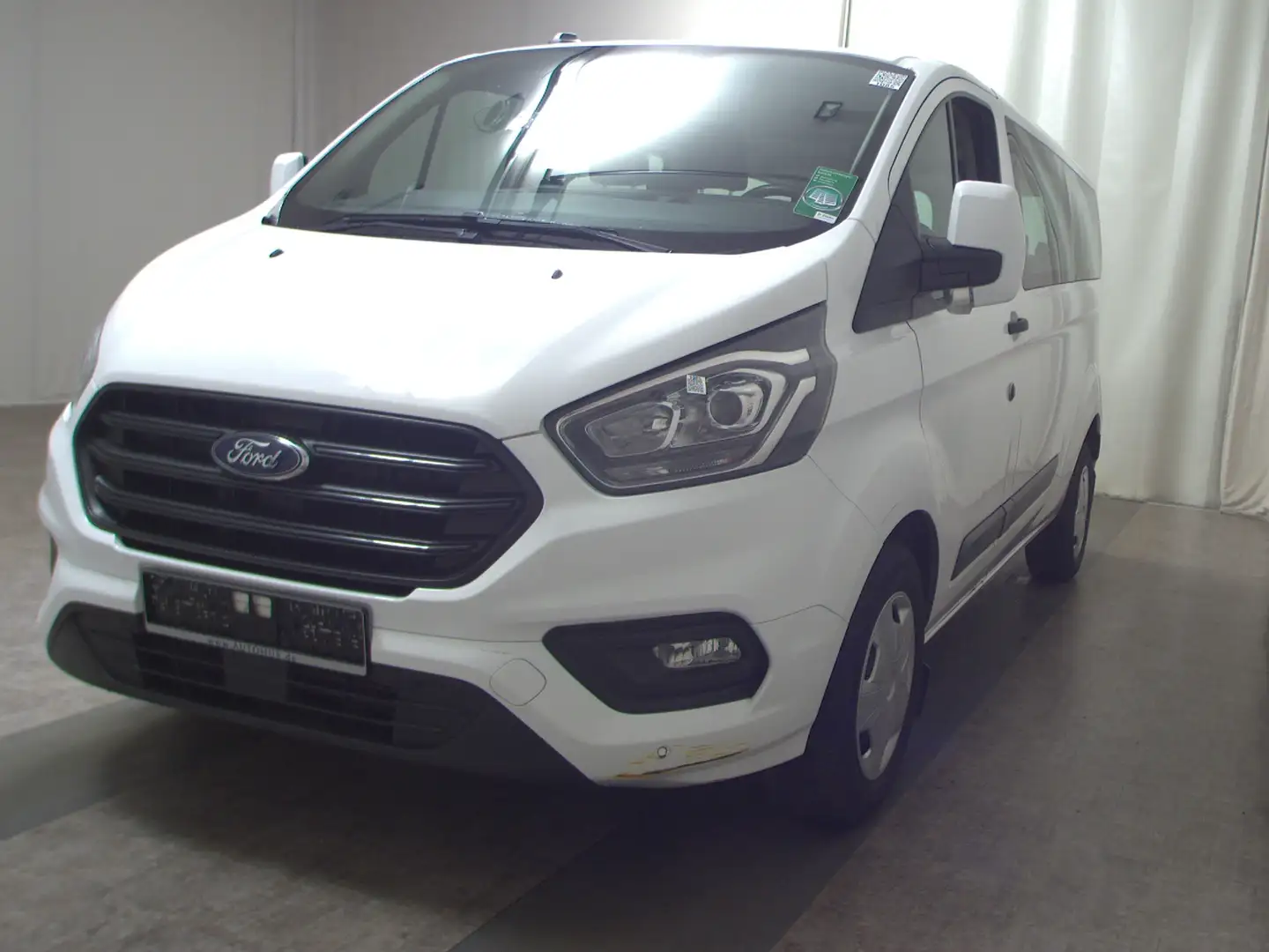 Ford Transit Custom 2.0 EB Trend 9-Sitze Tempo PDC Weiß - 2