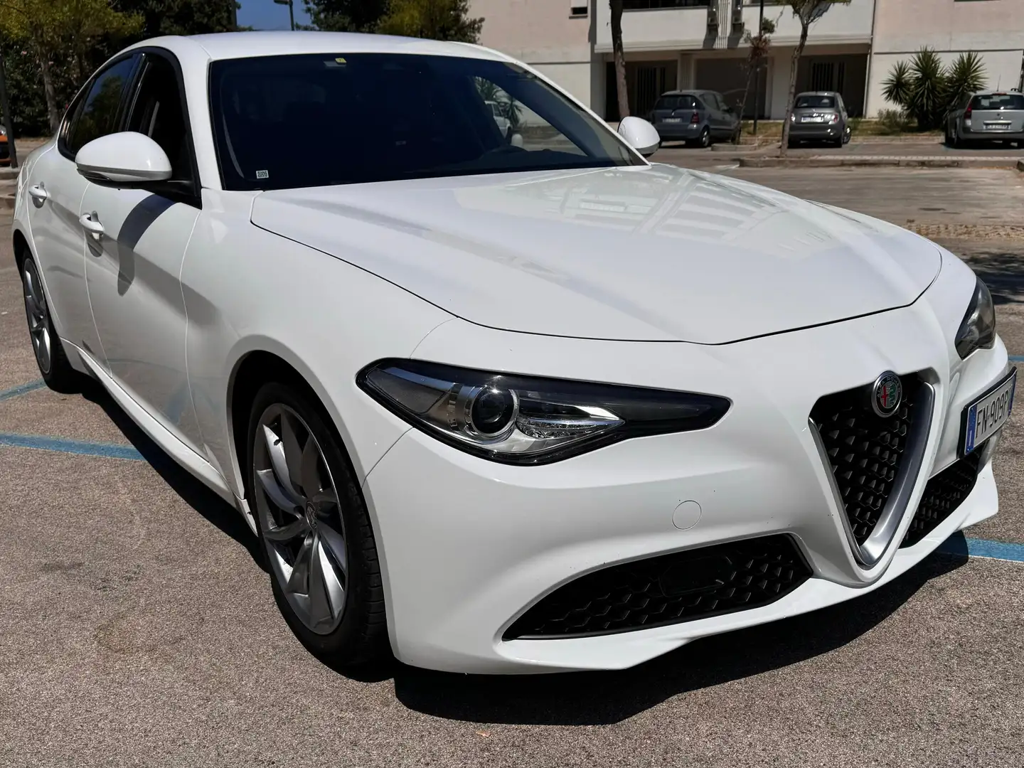 Alfa Romeo Giulia 2.2 t Super 150cv auto Bianco - 1