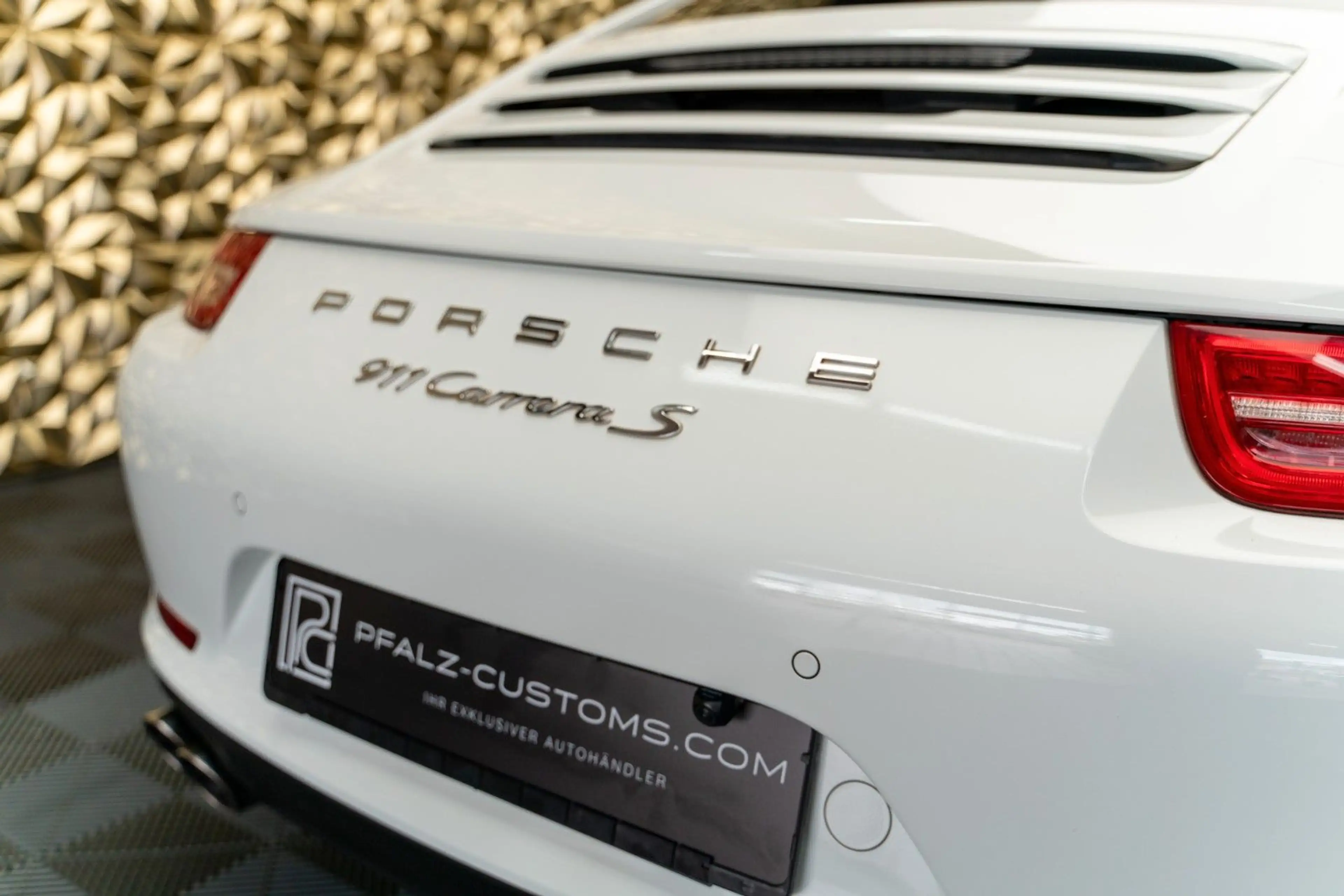 Porsche 991 Carrera S|Sp.Chrono|Sz.Belüftung|Wappen|Abga — photo 8