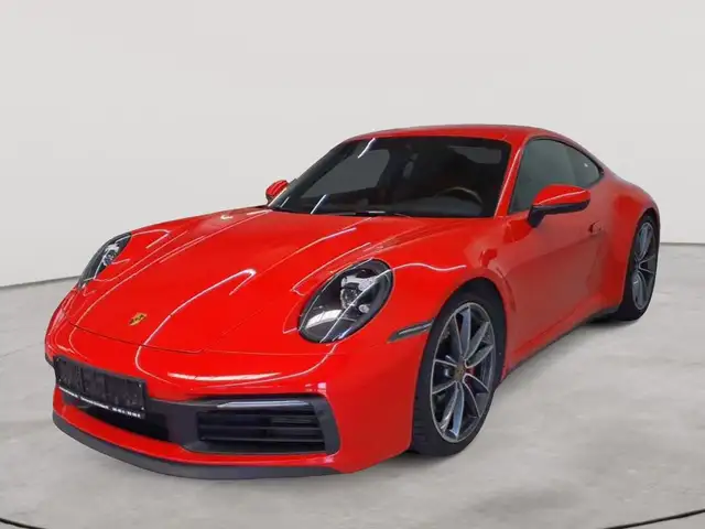 Porsche 911 view 2