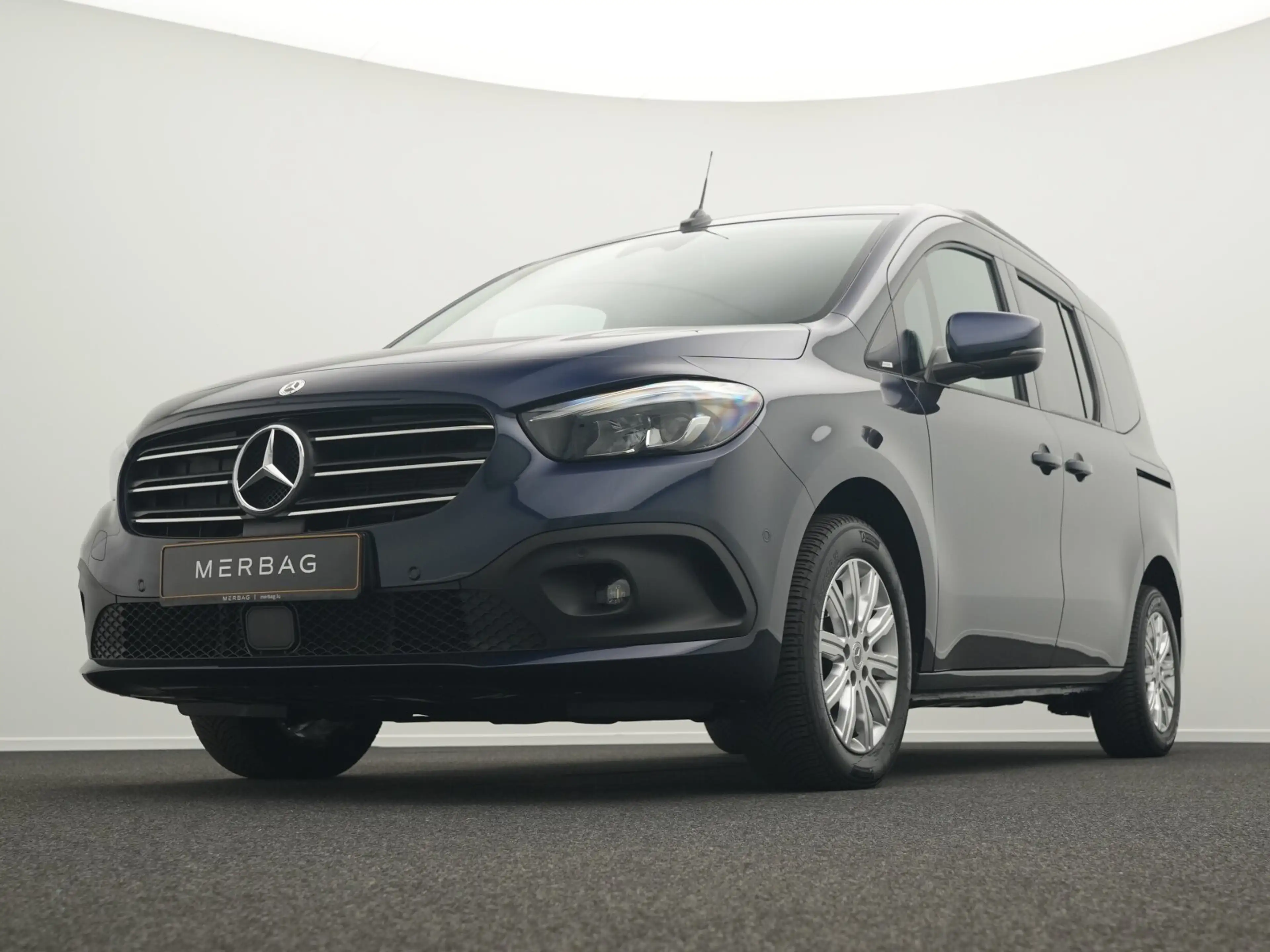 Mercedes-Benz T-Class T 180 Progressive standard  Edition/Sondermodell — photo 8