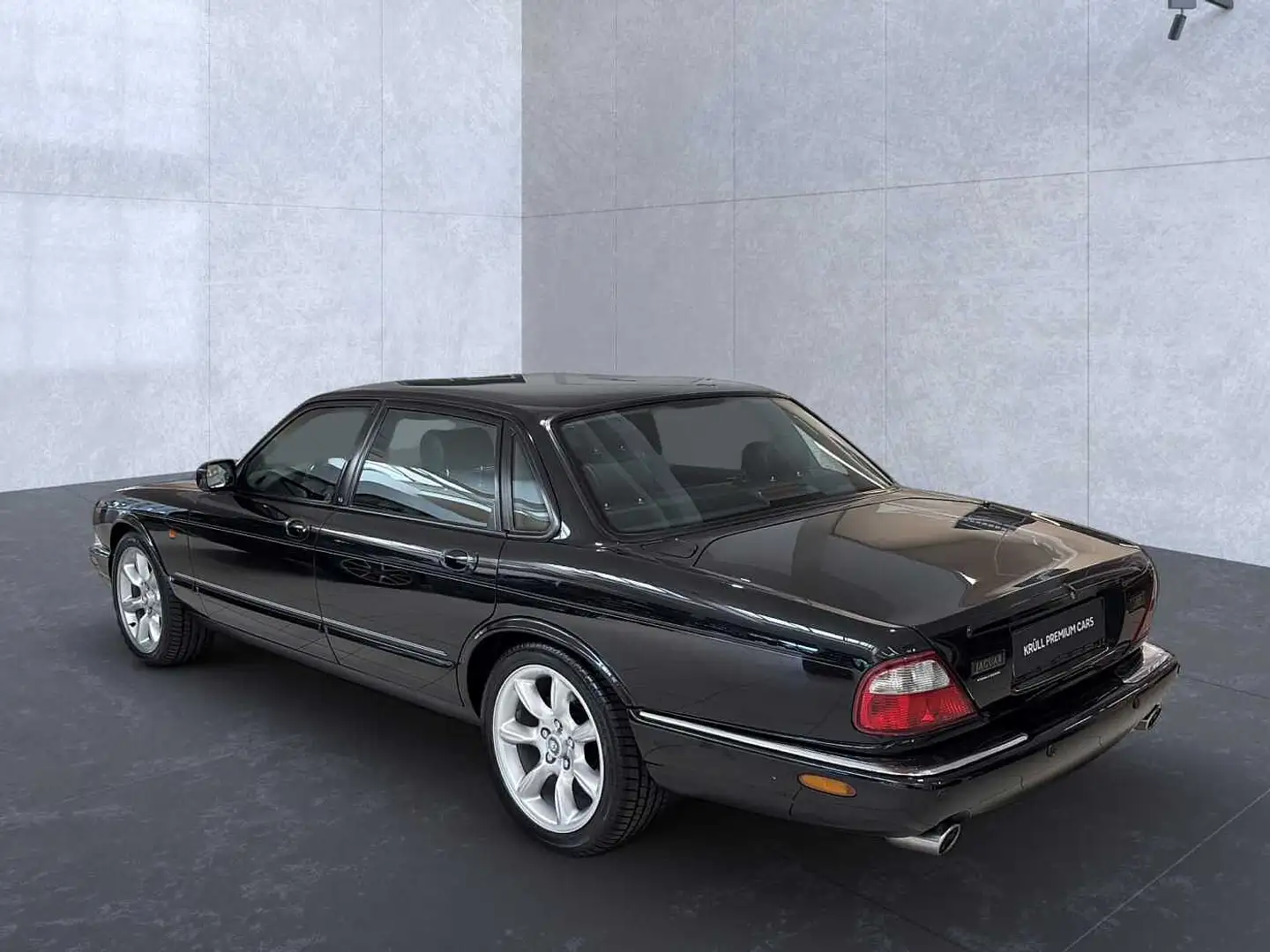 Jaguar XJR 4.0 1. Hand | 74.000 km | Pano | Memory Negro - 2
