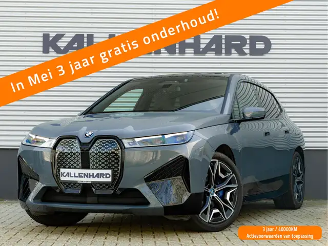 BMW iX xDrive50 - 112kWh - Sport Pakket - Pano - Driving