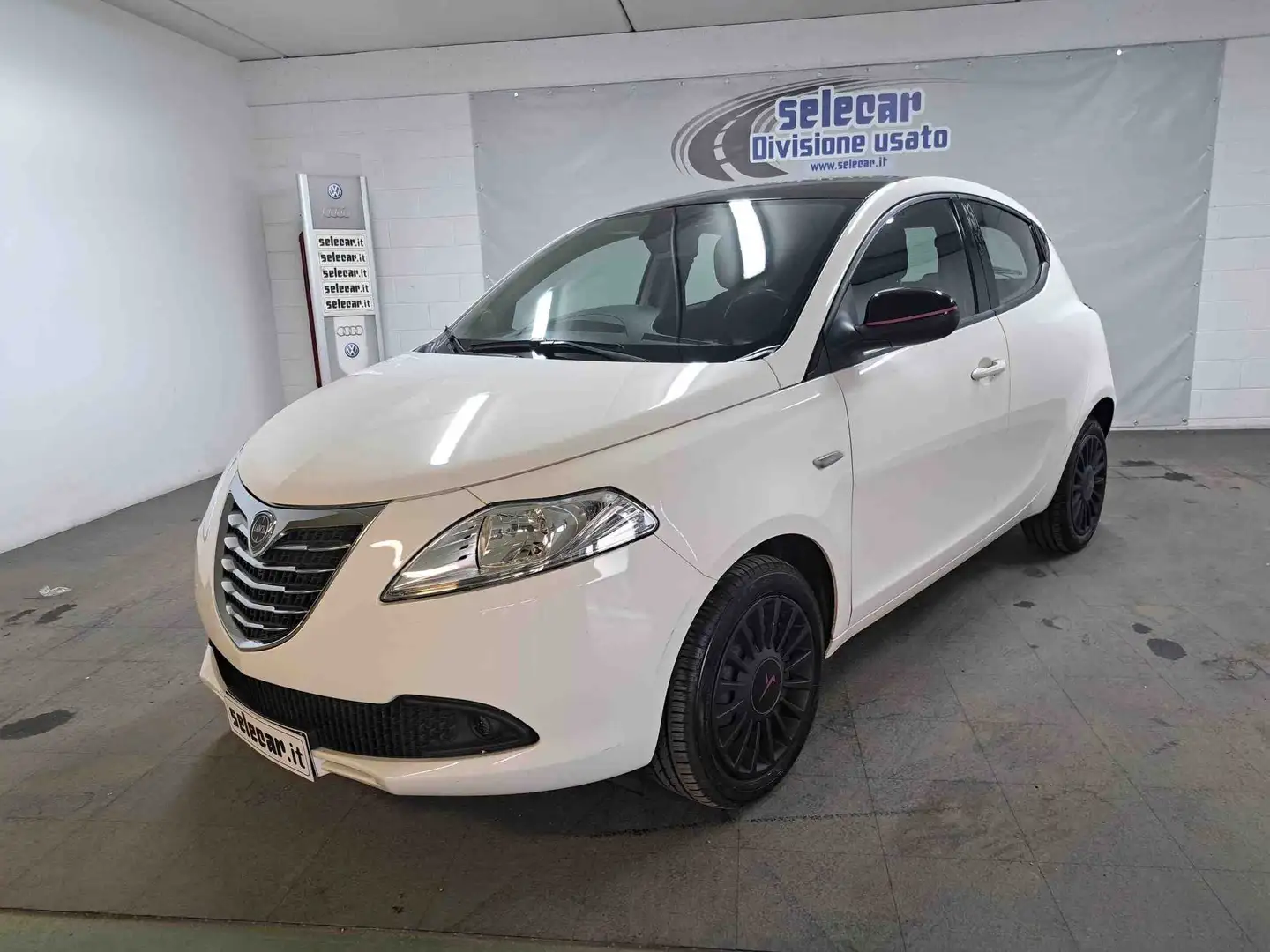 Lancia Ypsilon Ypsilon III 2011 1.2 8v Elefantino 69cv Beige - 1