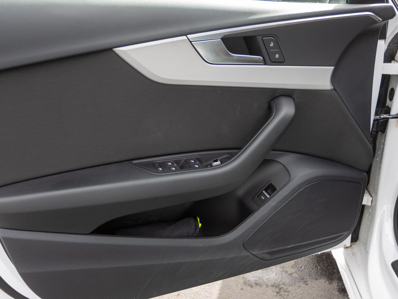 Audi A4 Advanced 35TDI Stronic Navi LED AHK GRA — photo 13